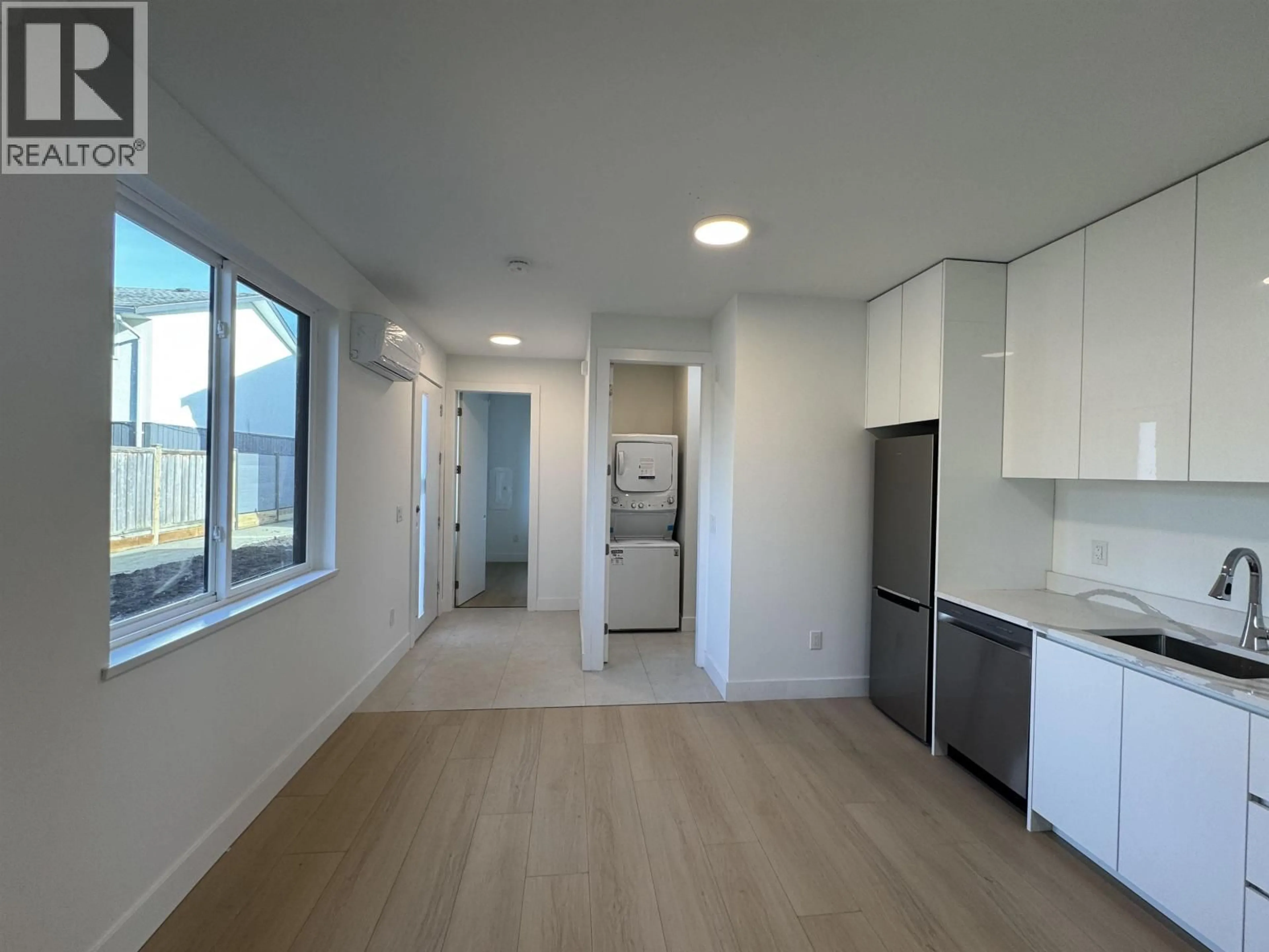 A pic of a room for 967 52 A STREET, Delta British Columbia V4M3A1