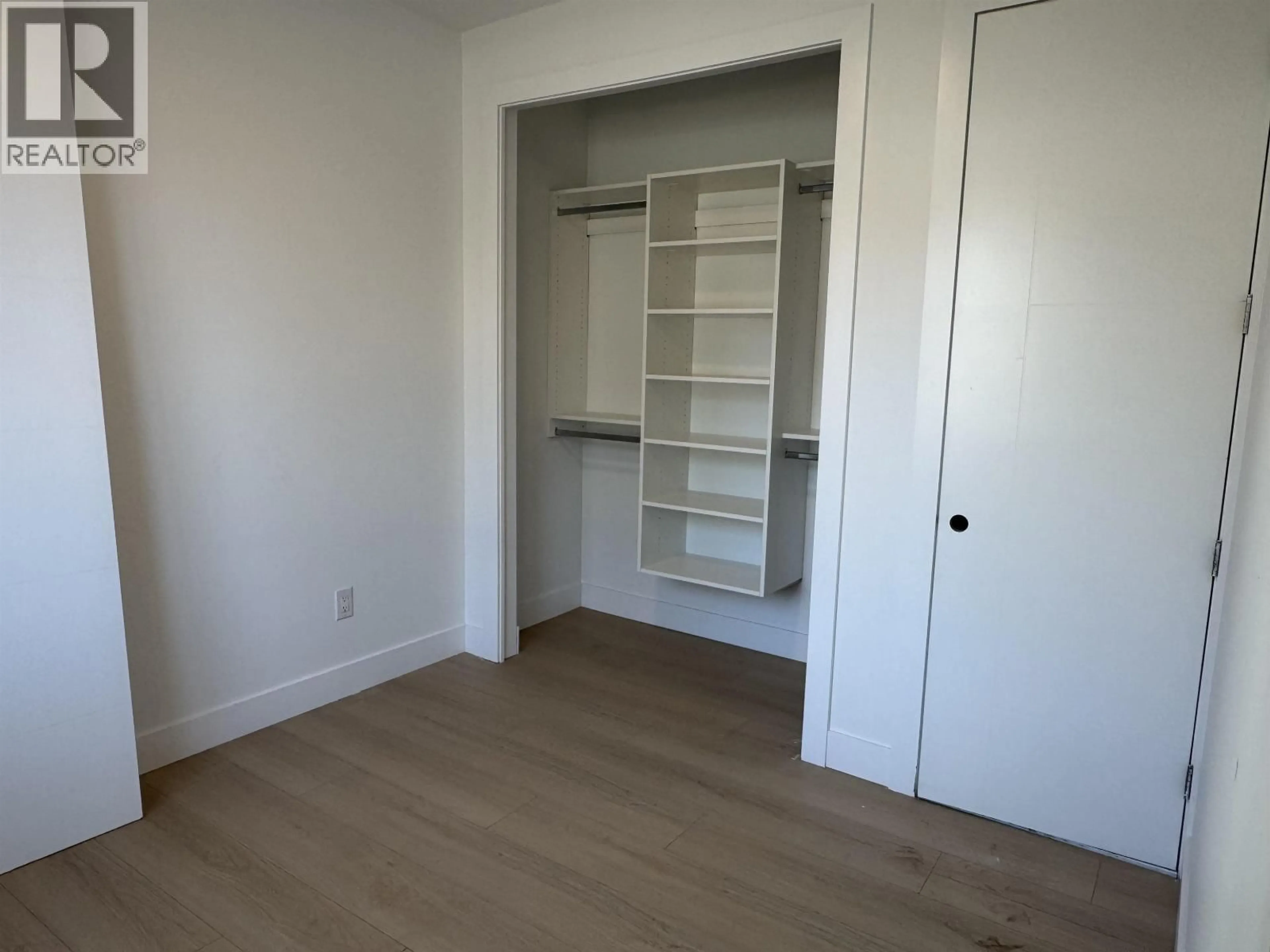 A pic of a room for 967 52 A STREET, Delta British Columbia V4M3A1