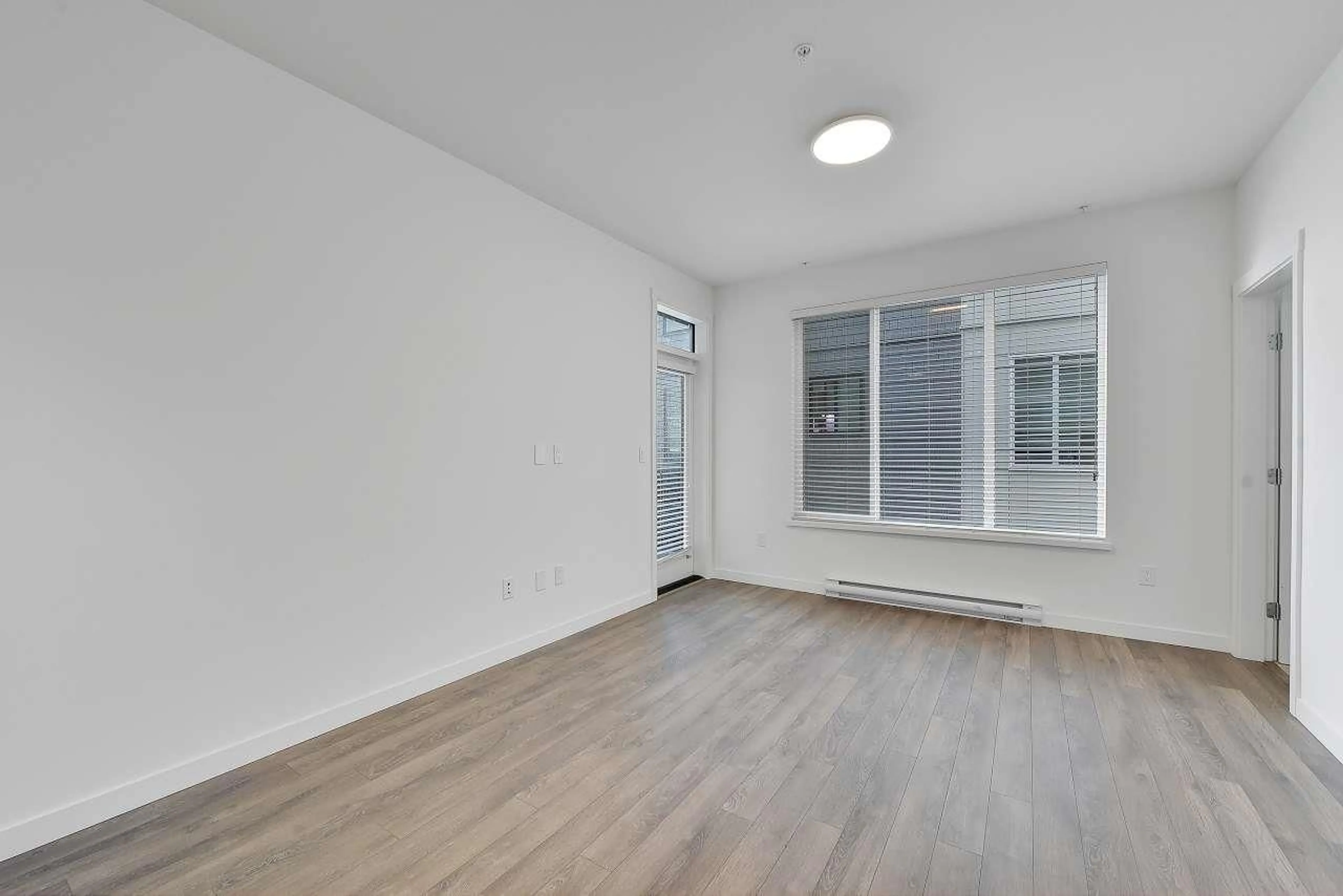 A pic of a room for 207 - 15835 85 AVENUE, Surrey British Columbia V4N6W6