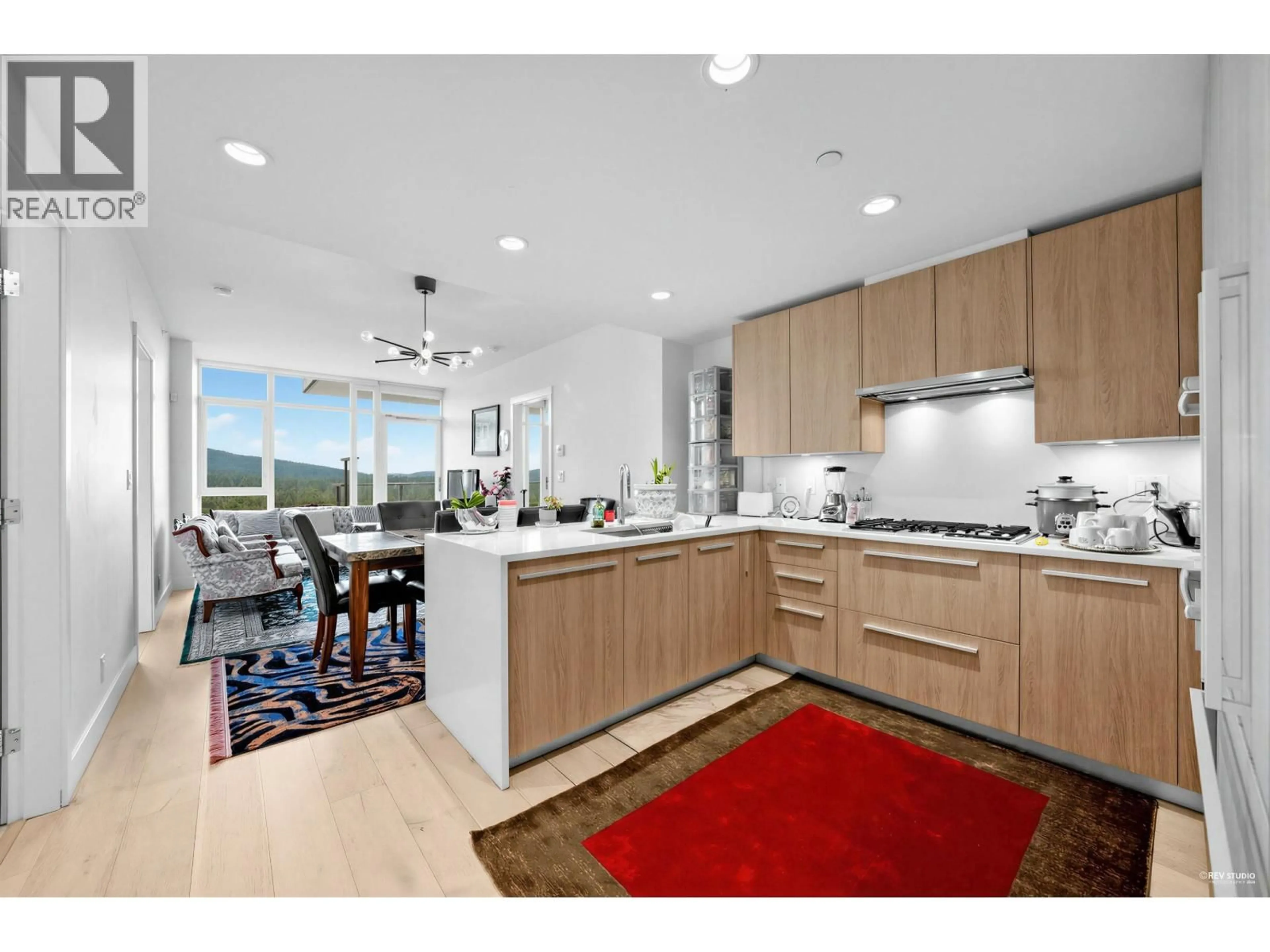 Open concept kitchen, unknown for 1008 - 1210 27TH STREET, North Vancouver British Columbia V7J0C5