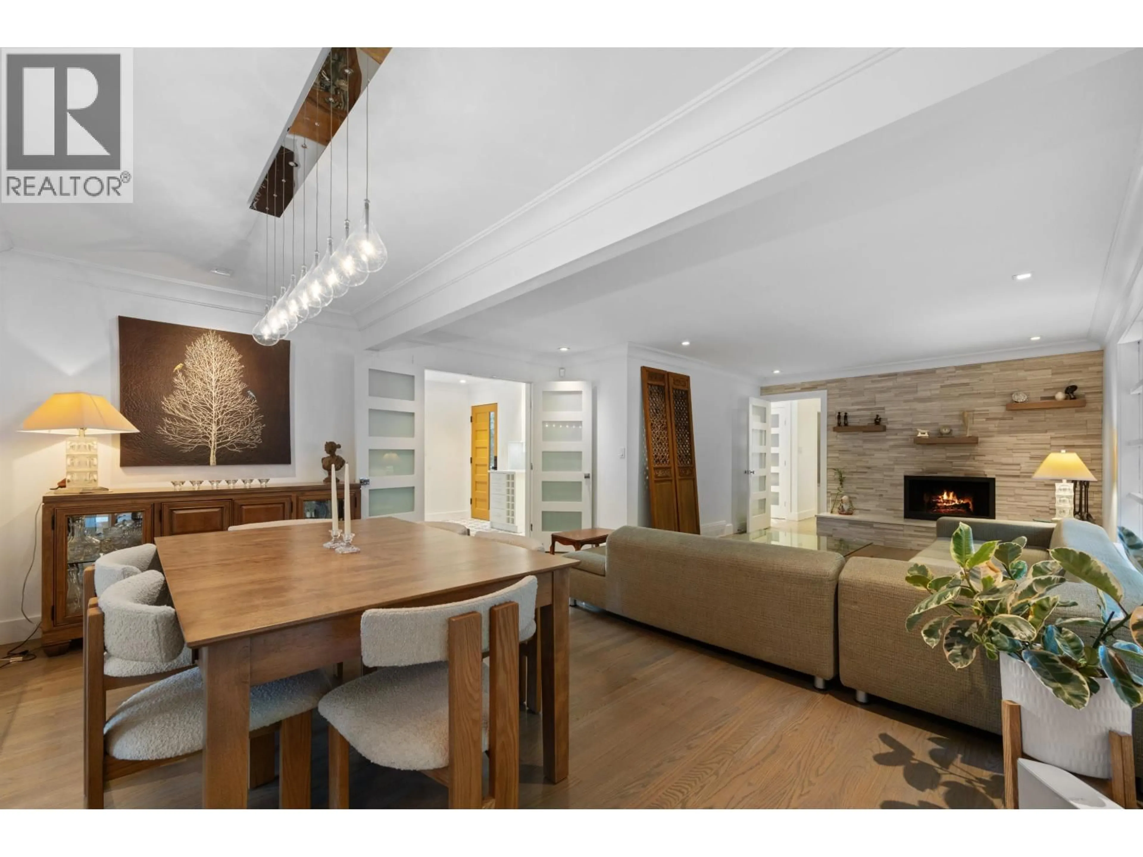 Unknown for 4411 STONE CRESCENT, West Vancouver British Columbia V7W1B8