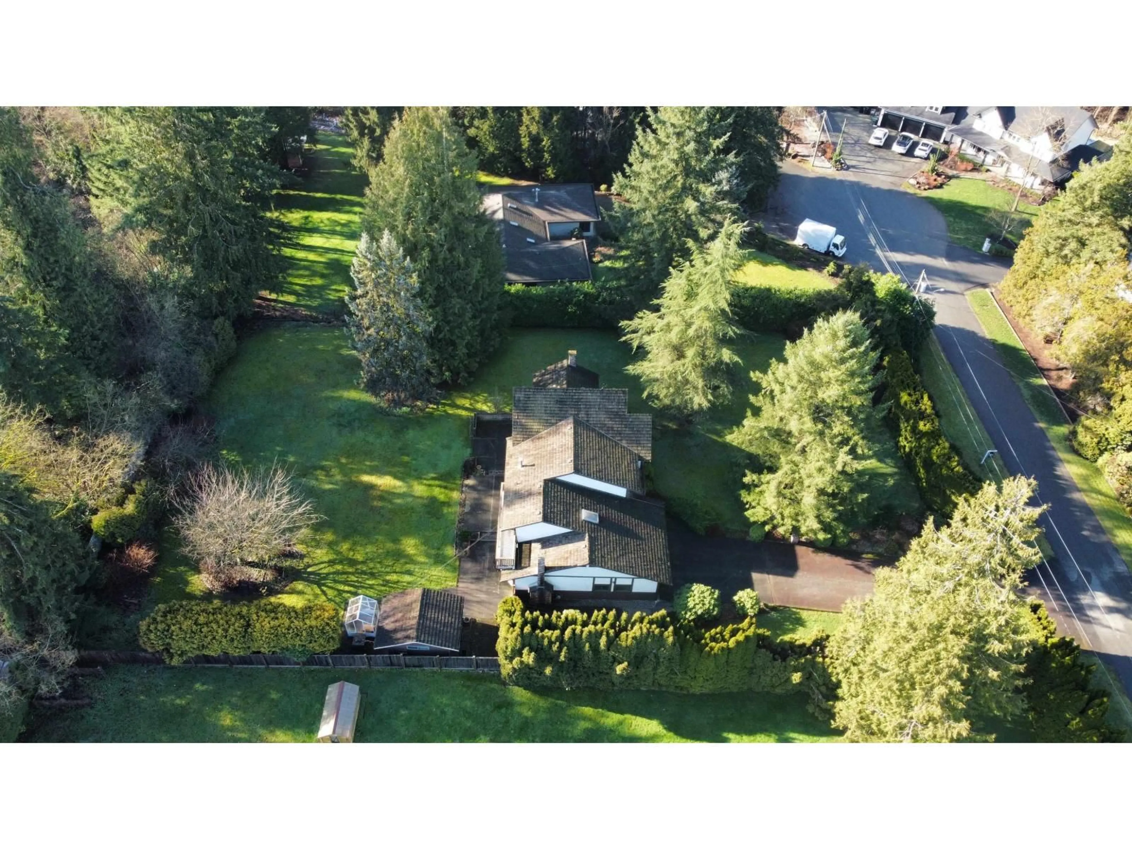 A pic from outside/outdoor area/front of a property/back of a property/a pic from drone, unknown for 22872 78 AVENUE, Langley British Columbia V1M2J6