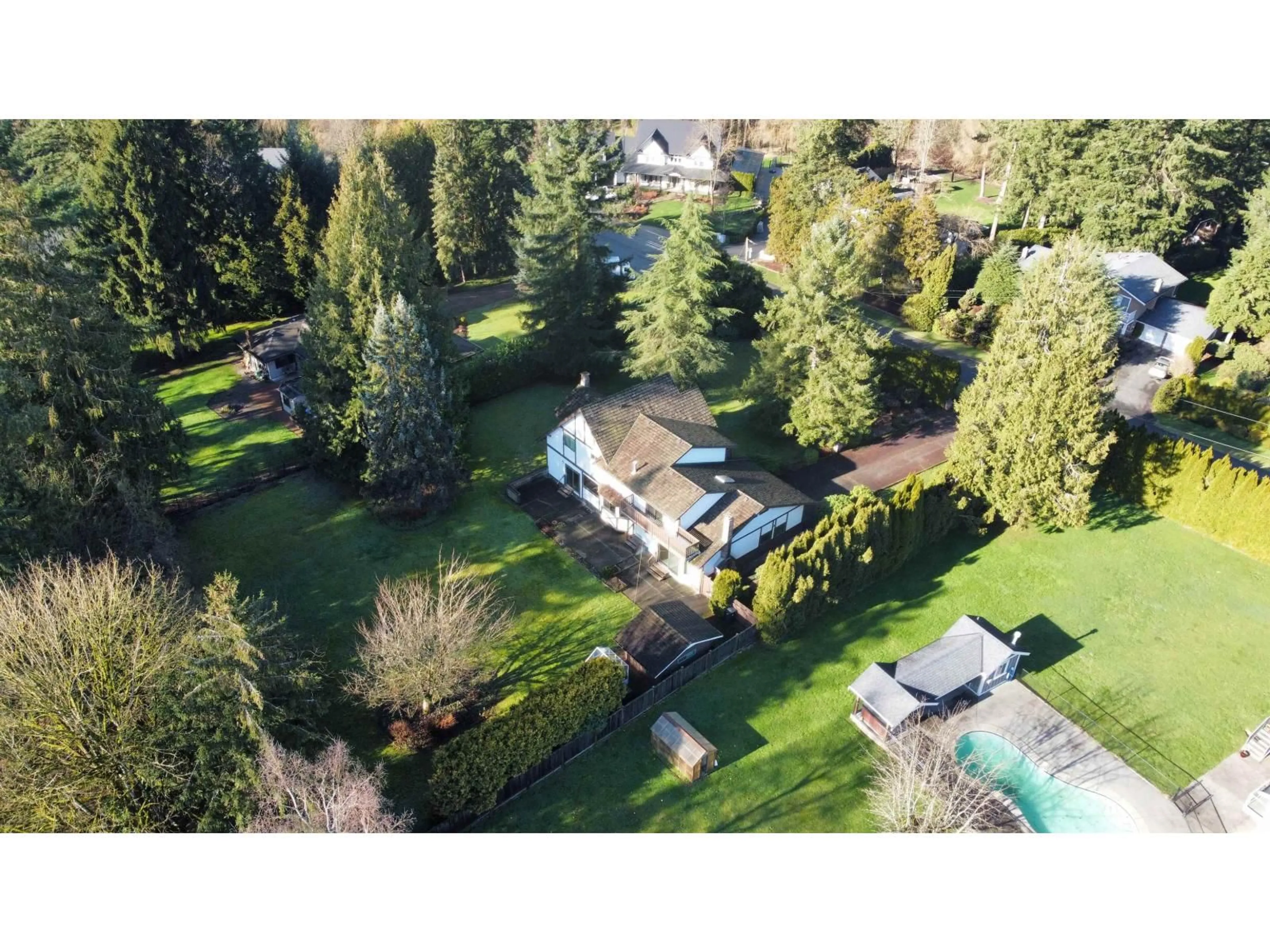 A pic from outside/outdoor area/front of a property/back of a property/a pic from drone, unknown for 22872 78 AVENUE, Langley British Columbia V1M2J6