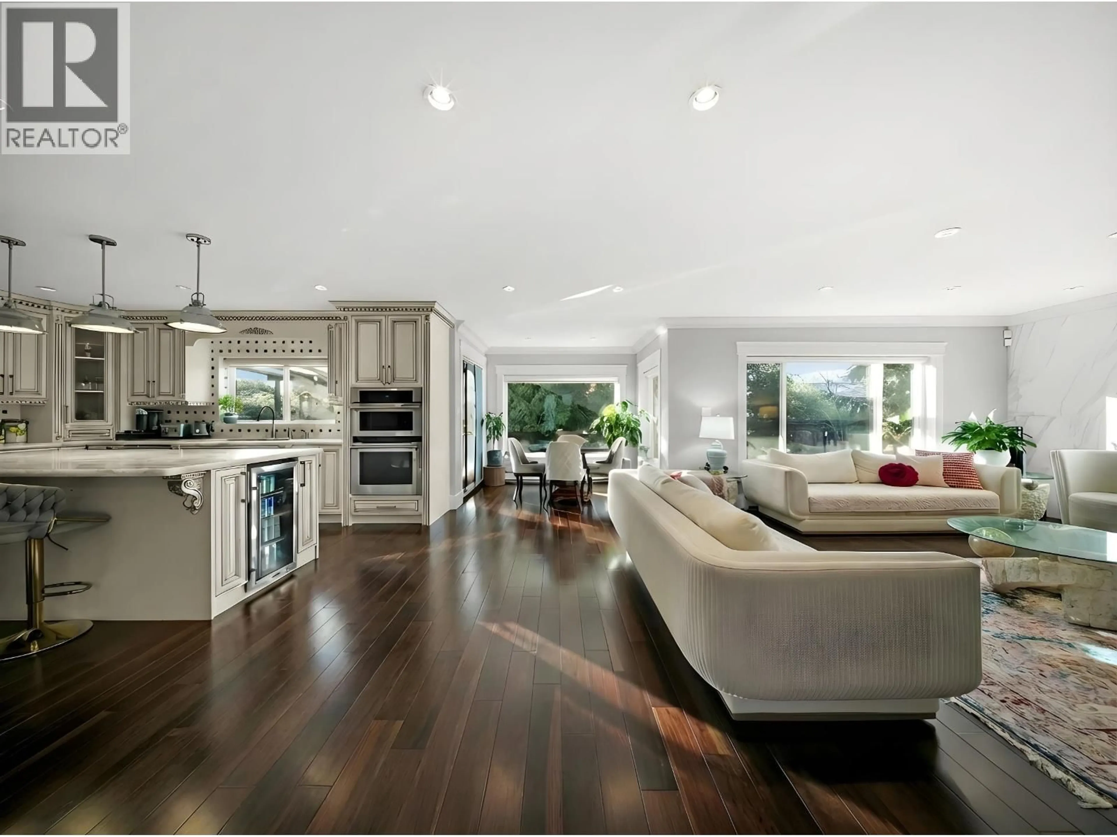 Open concept kitchen, unknown for 3263 NORWOOD AVENUE, North Vancouver British Columbia V7N3P2