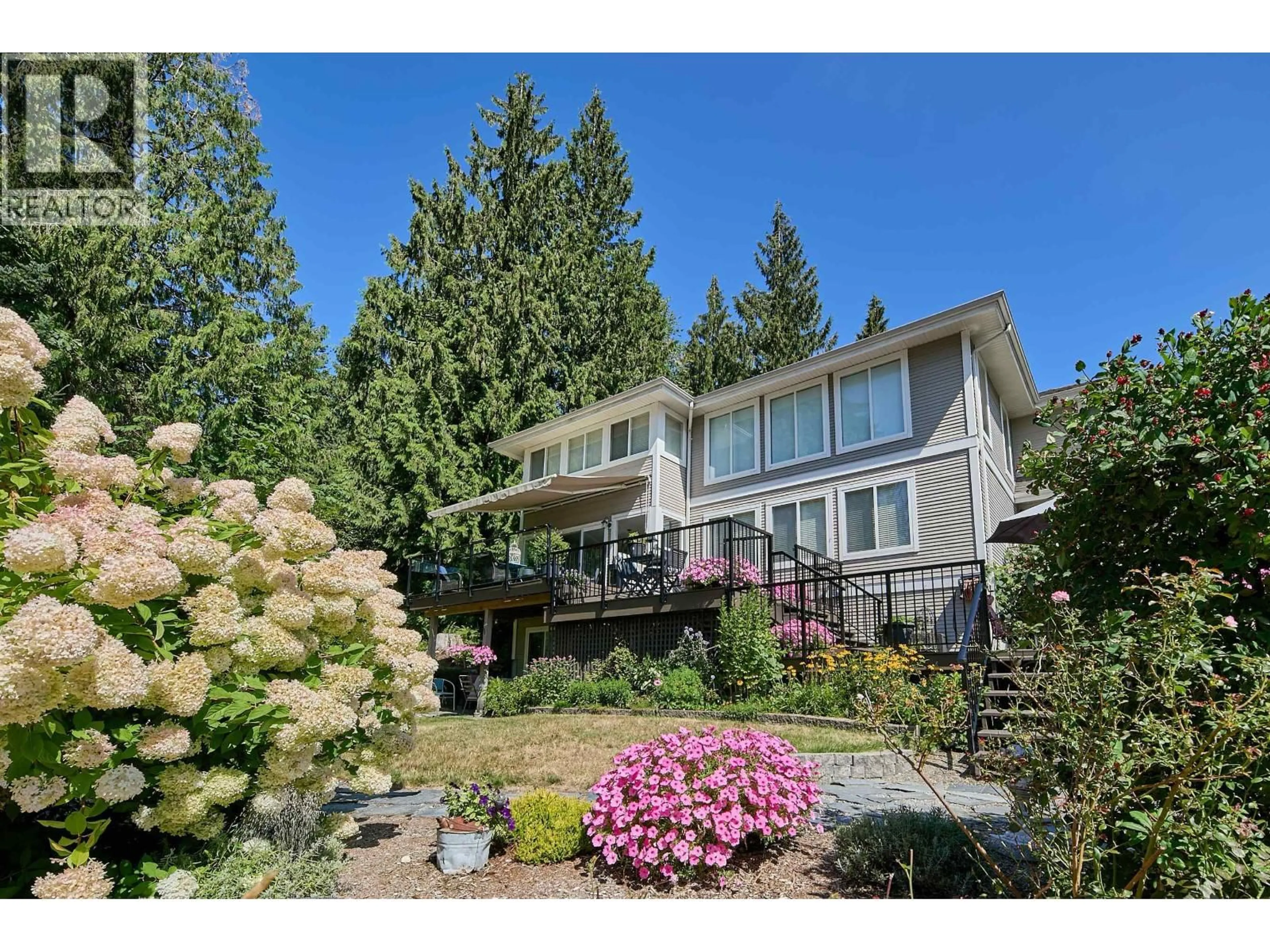 A pic from outside/outdoor area/front of a property/back of a property/a pic from drone, unknown for 12171 270 STREET, Maple Ridge British Columbia V2W1X4