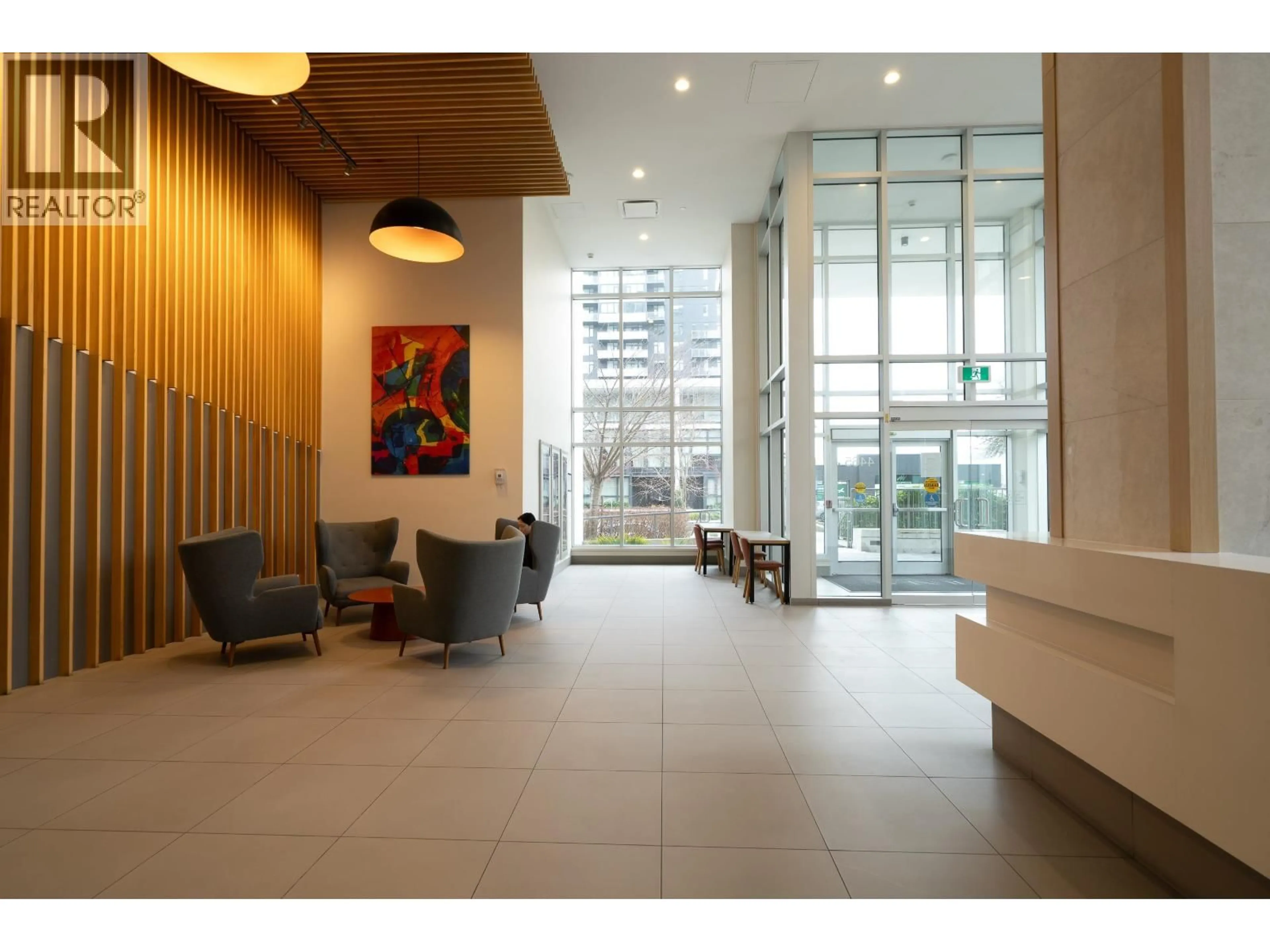 Indoor foyer for 601 - 4465 JUNEAU STREET, Burnaby British Columbia V5C0L8