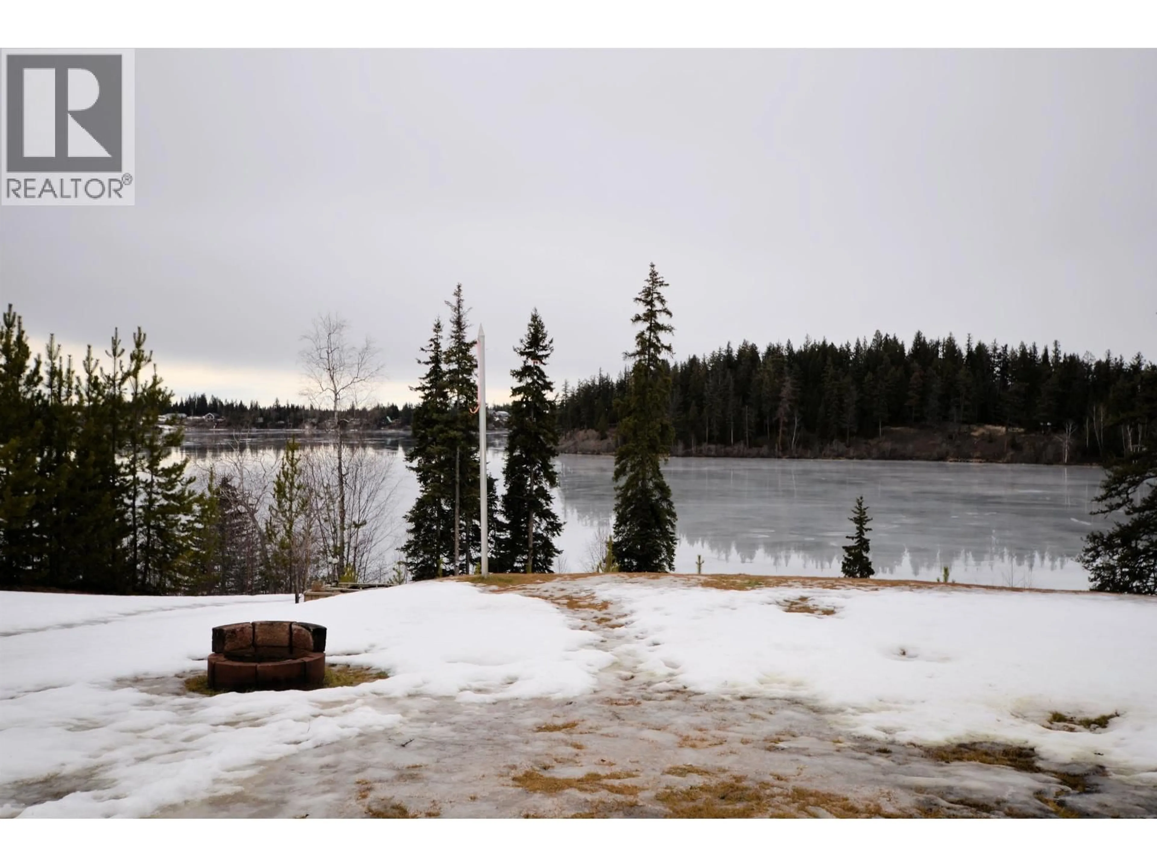 Patio, water/lake/river/ocean view for 56800 SOMERSET DRIVE, Cluculz Lake British Columbia V0J3A3