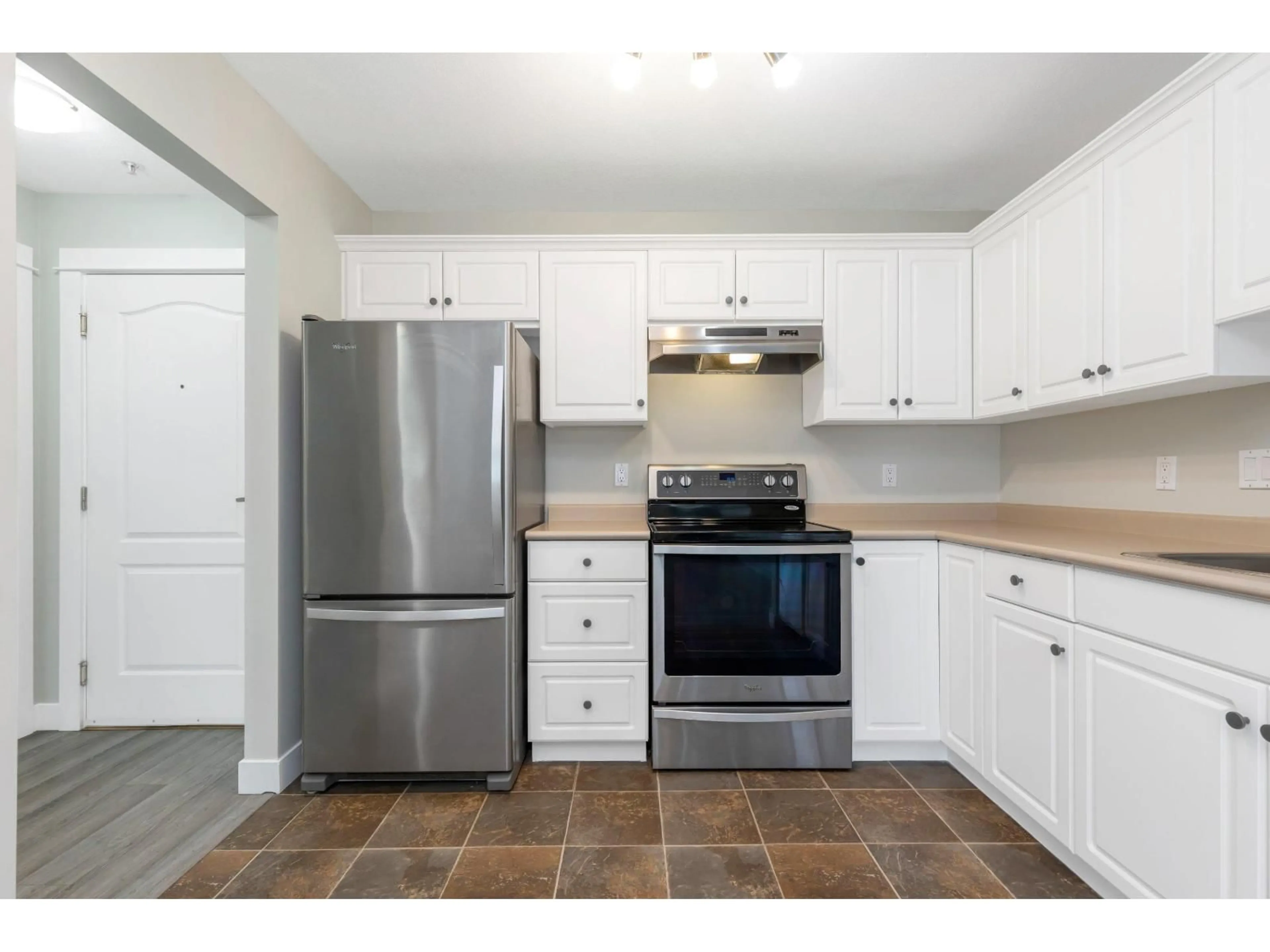 Standard kitchen, unknown for 411 - 32085 GEORGE FERGUSON WAY, Abbotsford British Columbia V2T2K7