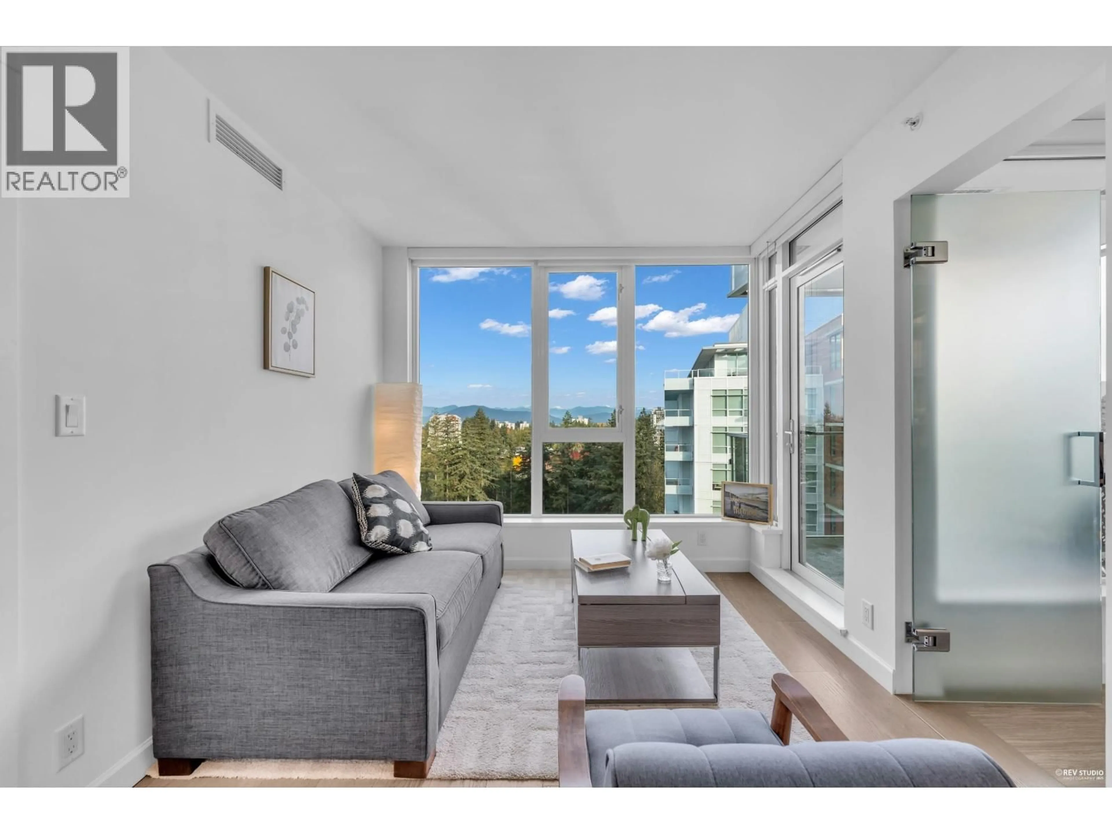 Living room with furniture, unknown for 2303 - 3355 BINNING ROAD, Vancouver British Columbia V6S0J1