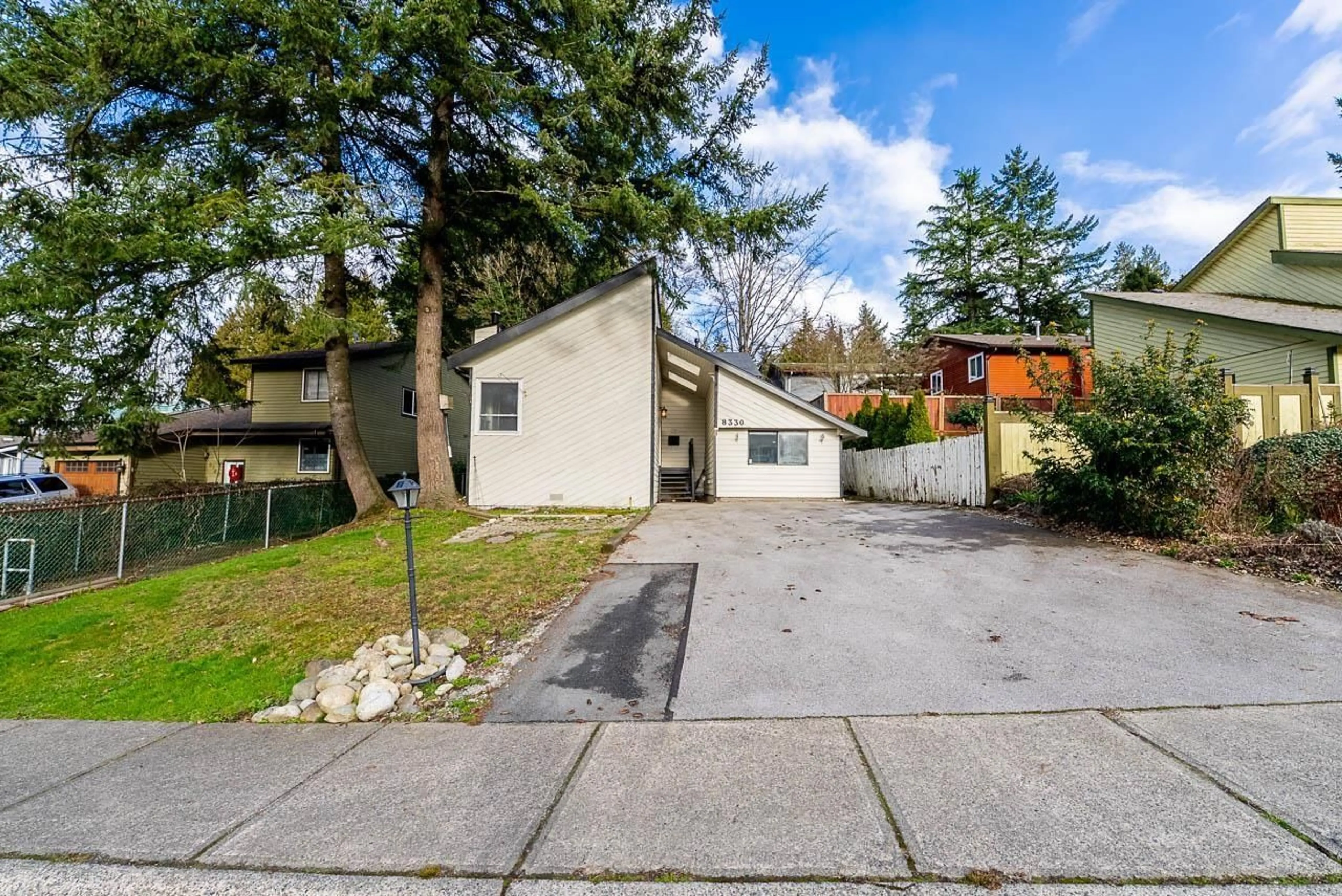 Unknown for 8330 SHEAVES ROAD, Delta British Columbia V4C3X1