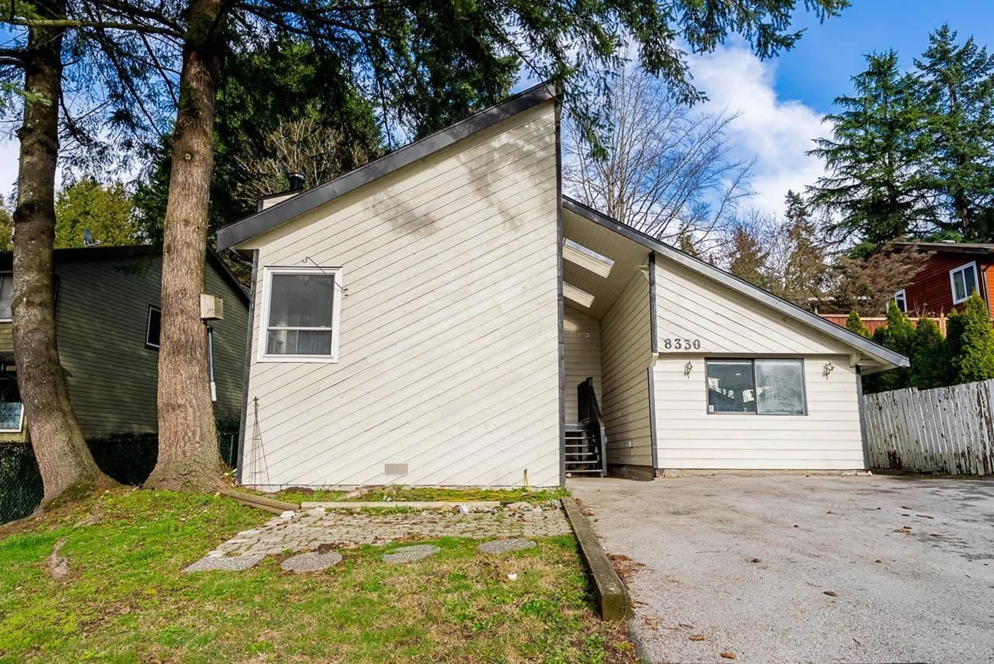 Unknown for 8330 SHEAVES ROAD, Delta British Columbia V4C3X1