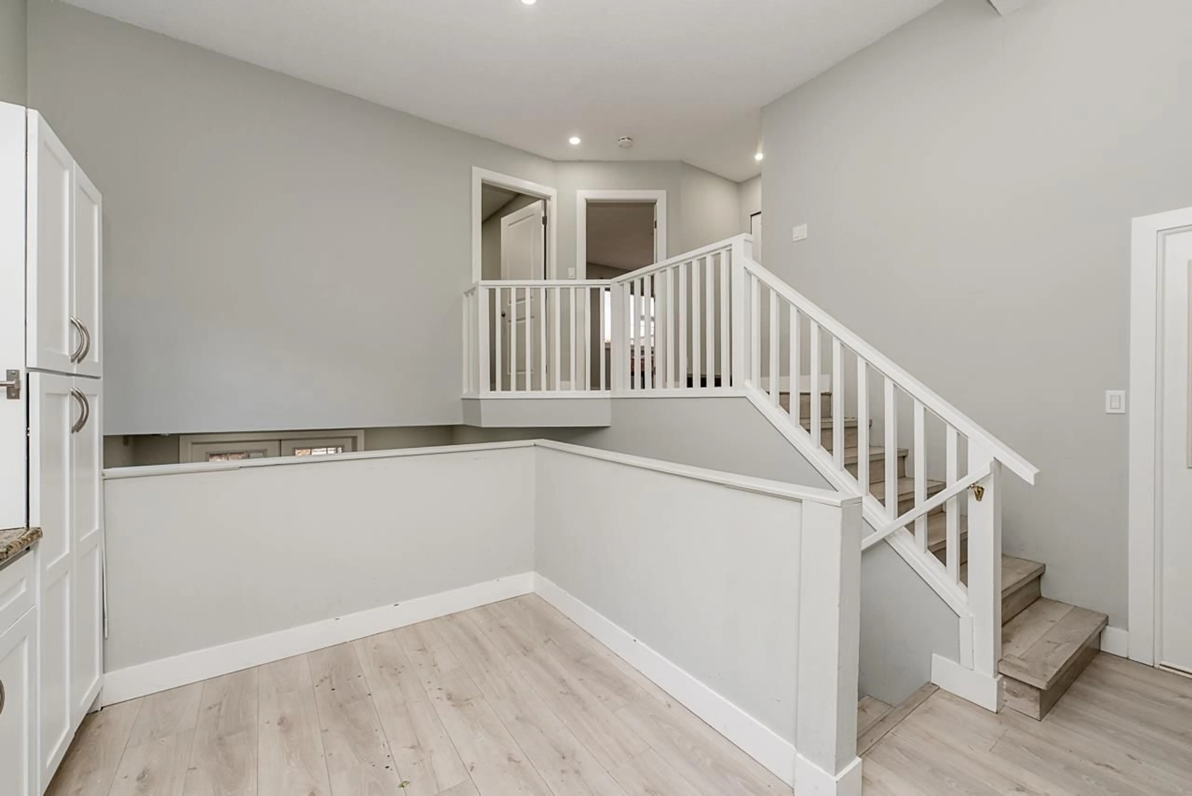 Unknown for 8330 SHEAVES ROAD, Delta British Columbia V4C3X1