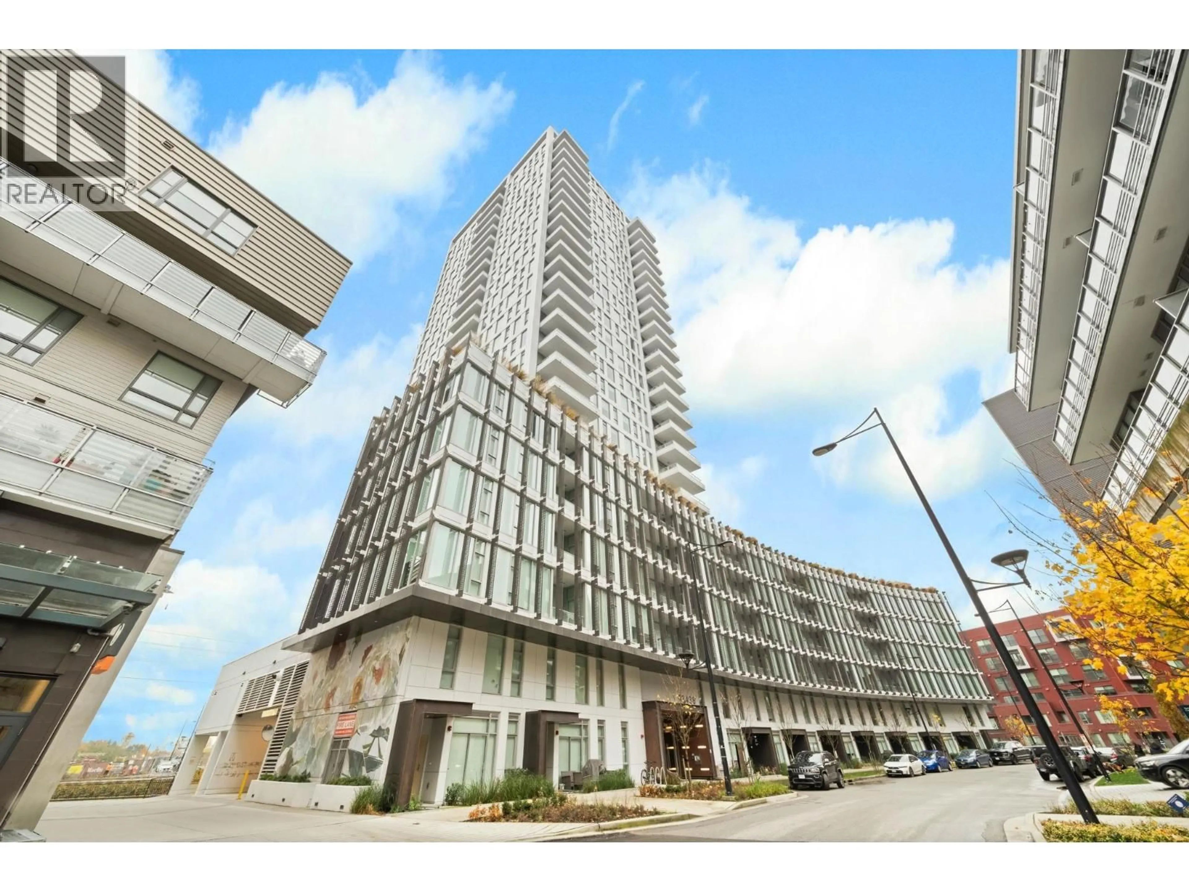 Indoor foyer for 519 - 3438 SAWMILL CRESCENT, Vancouver British Columbia V5S0E3