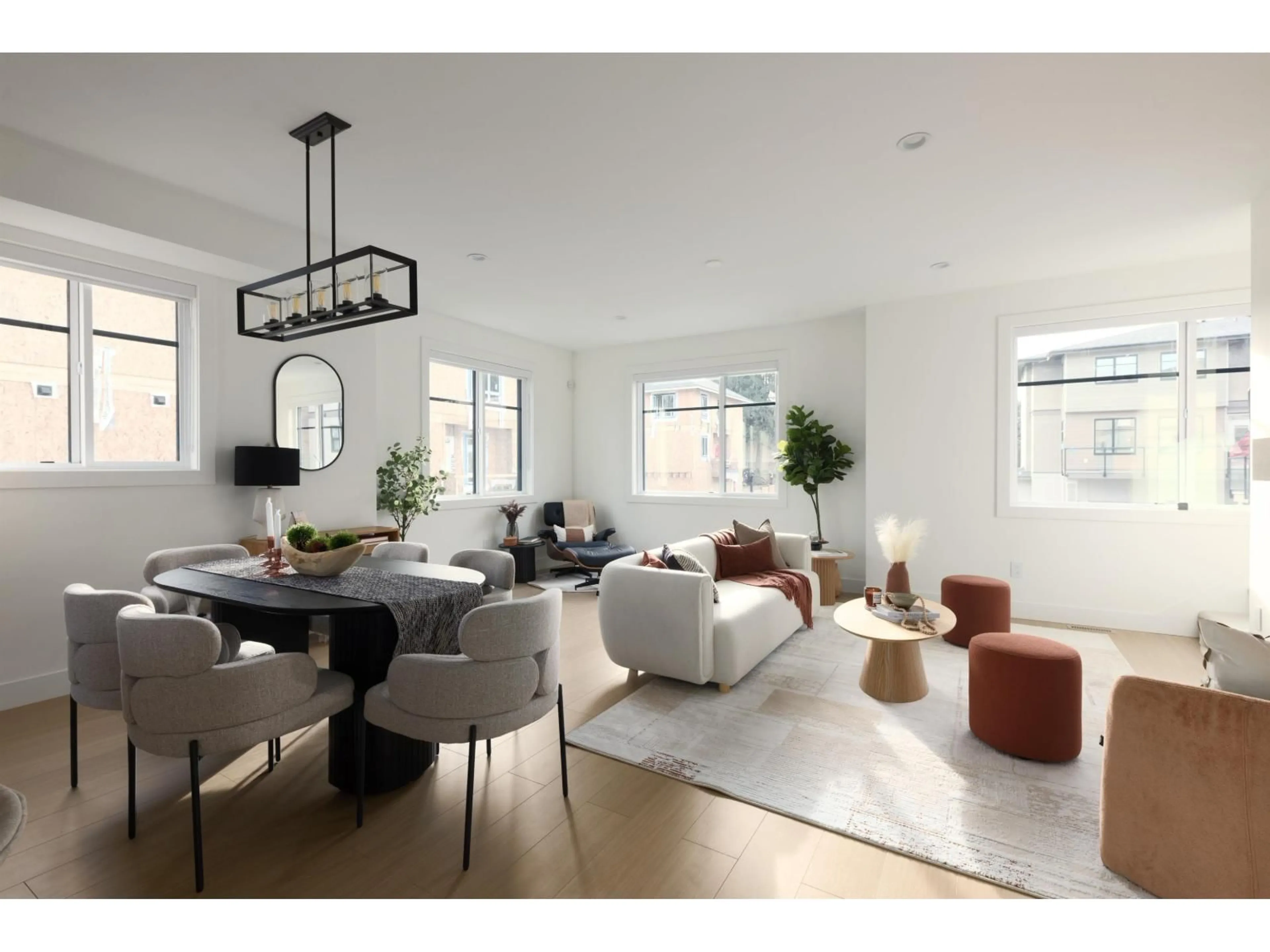 Living room with furniture, unknown for 15 - 1641 KING CRESCENT, Abbotsford British Columbia V2S7M7