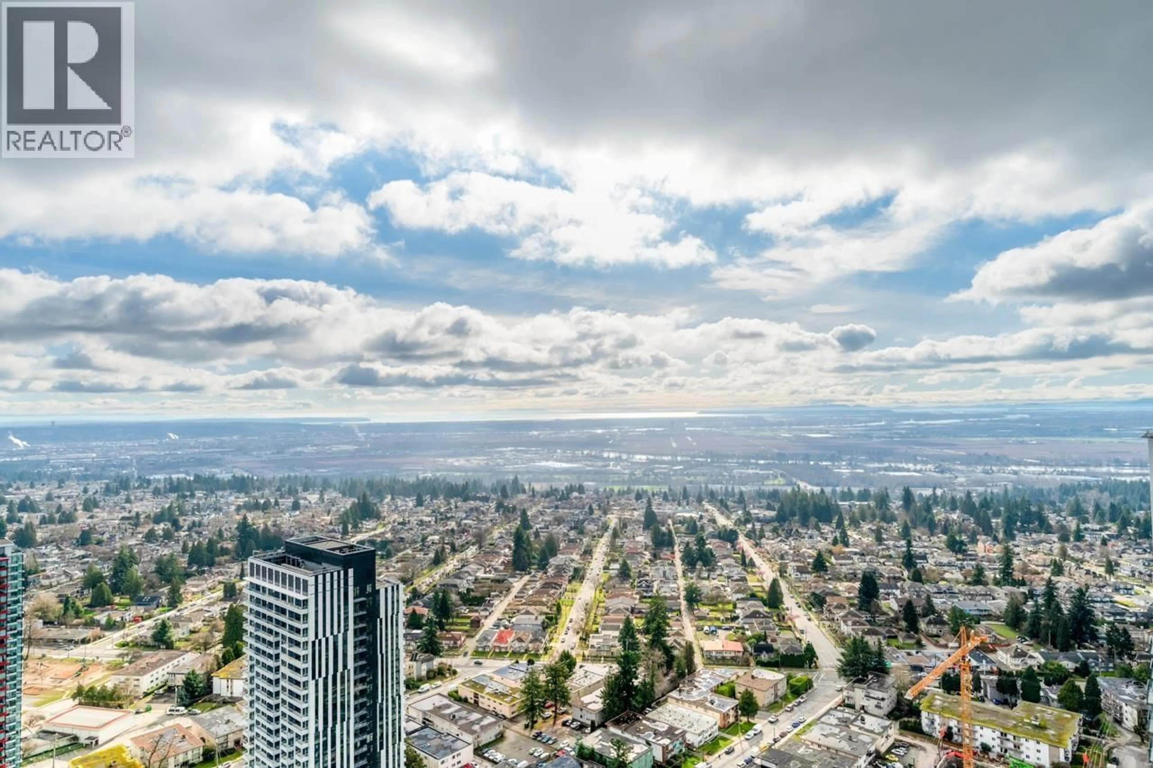 A pic from outside/outdoor area/front of a property/back of a property/a pic from drone, city buildings view from balcony for 5903 - 6461 TELFORD AVENUE, Burnaby British Columbia V5H0B7