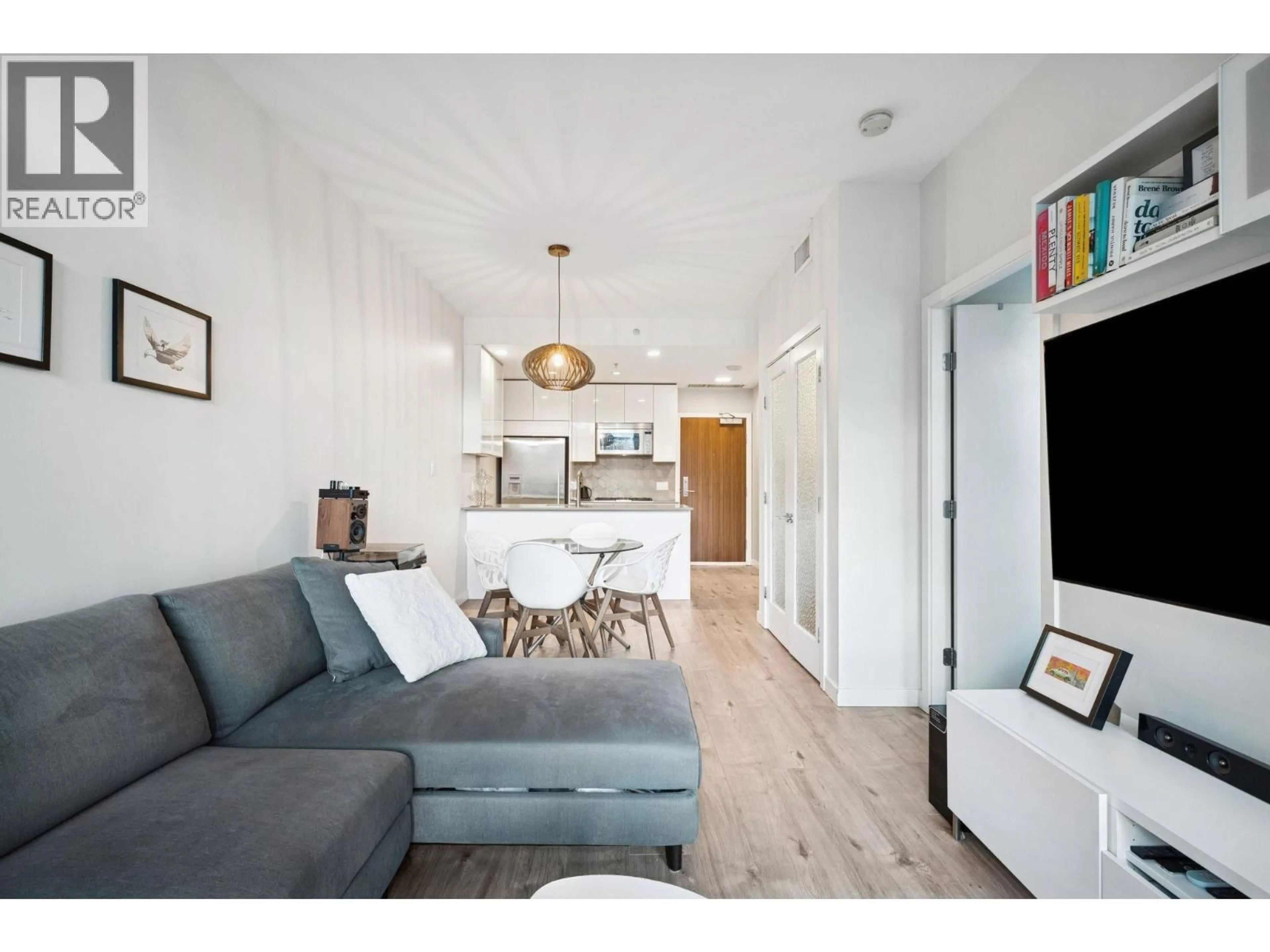 Open concept kitchen, wood/laminate floor for 608 - 63 2ND AVENUE, Vancouver British Columbia V5Y0G8