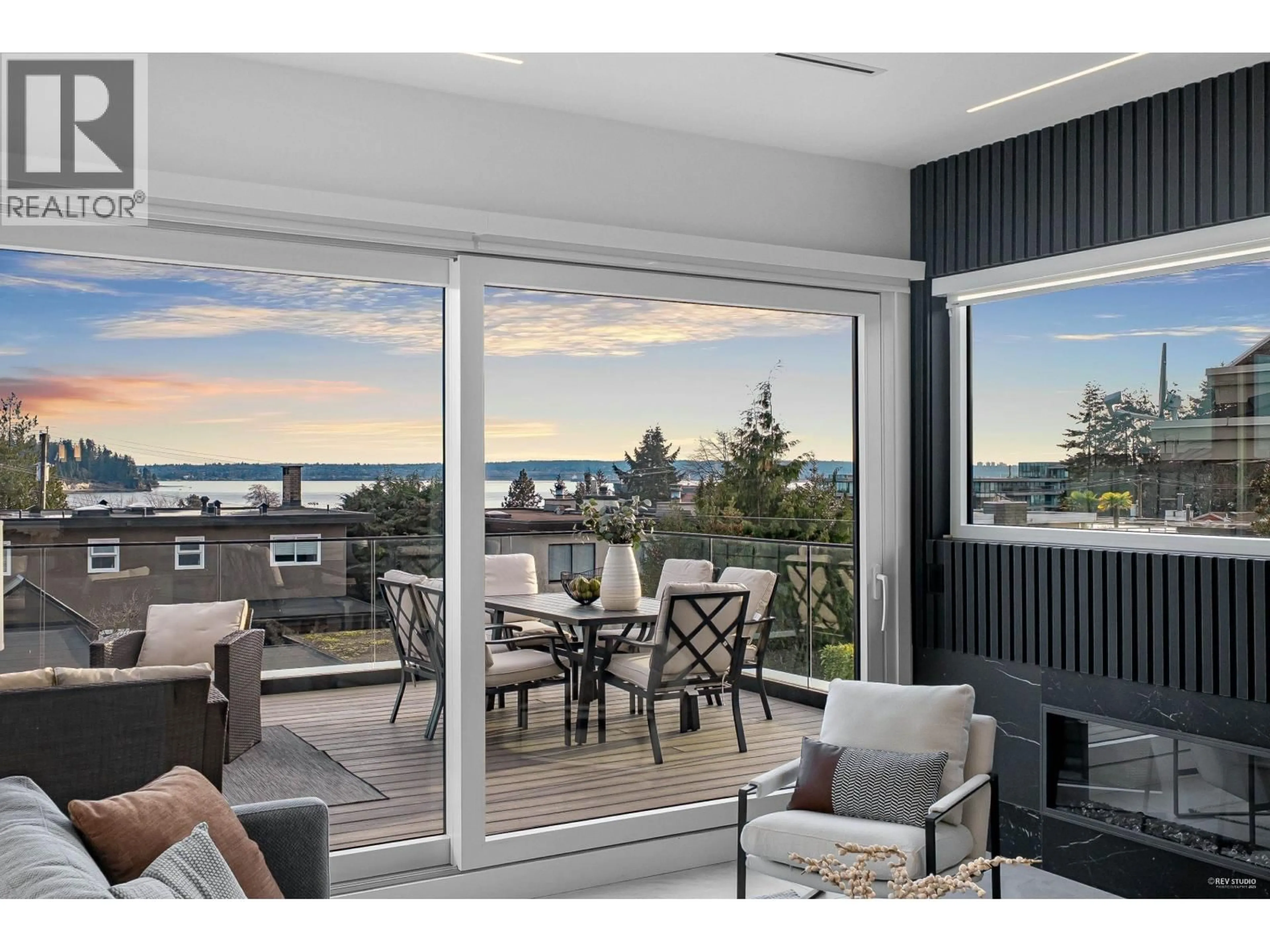 Unknown for 1236 DUCHESS AVENUE, West Vancouver British Columbia V7T1H4