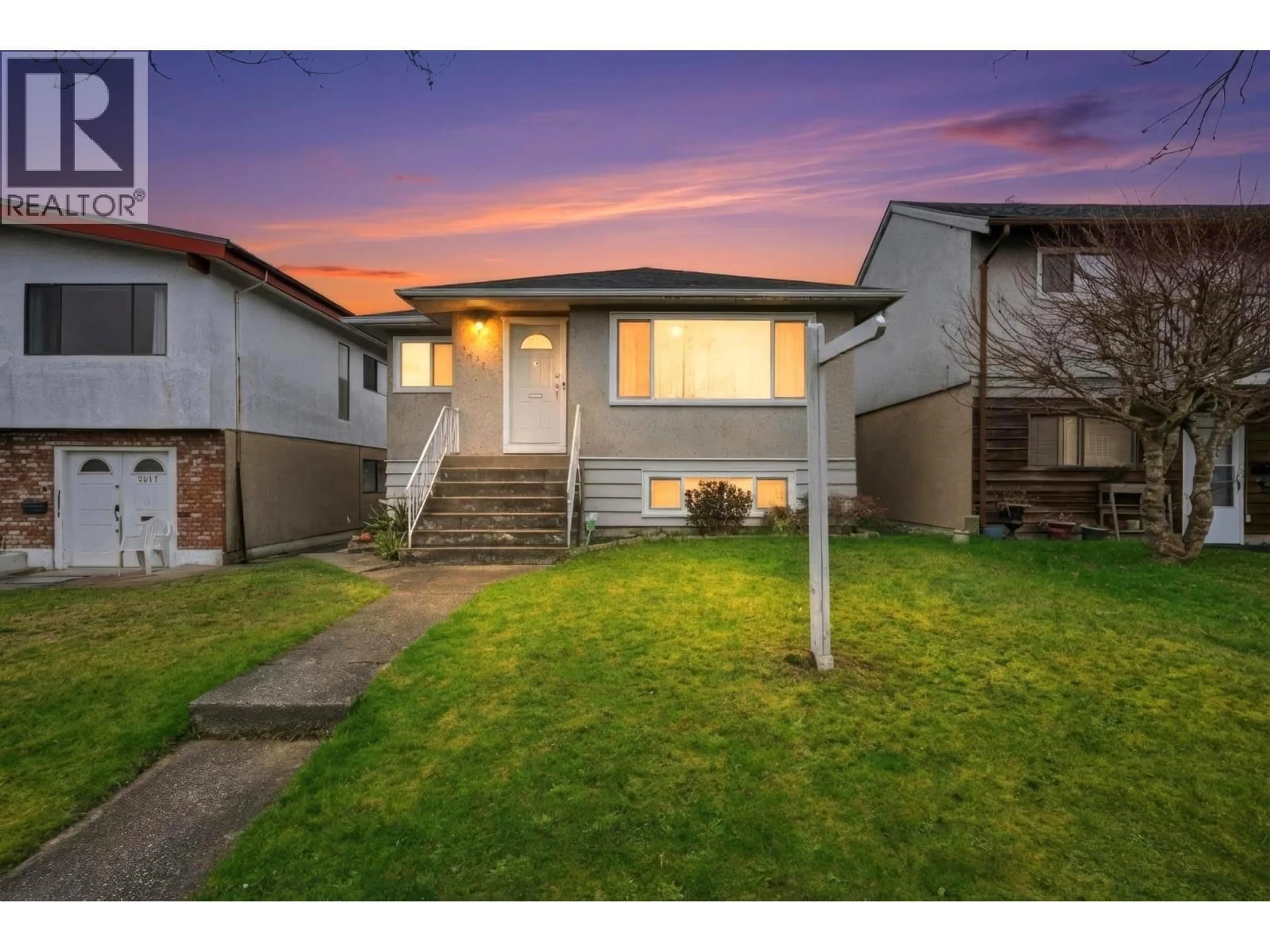 Unknown for 2625 21ST AVENUE, Vancouver British Columbia V5M4E8