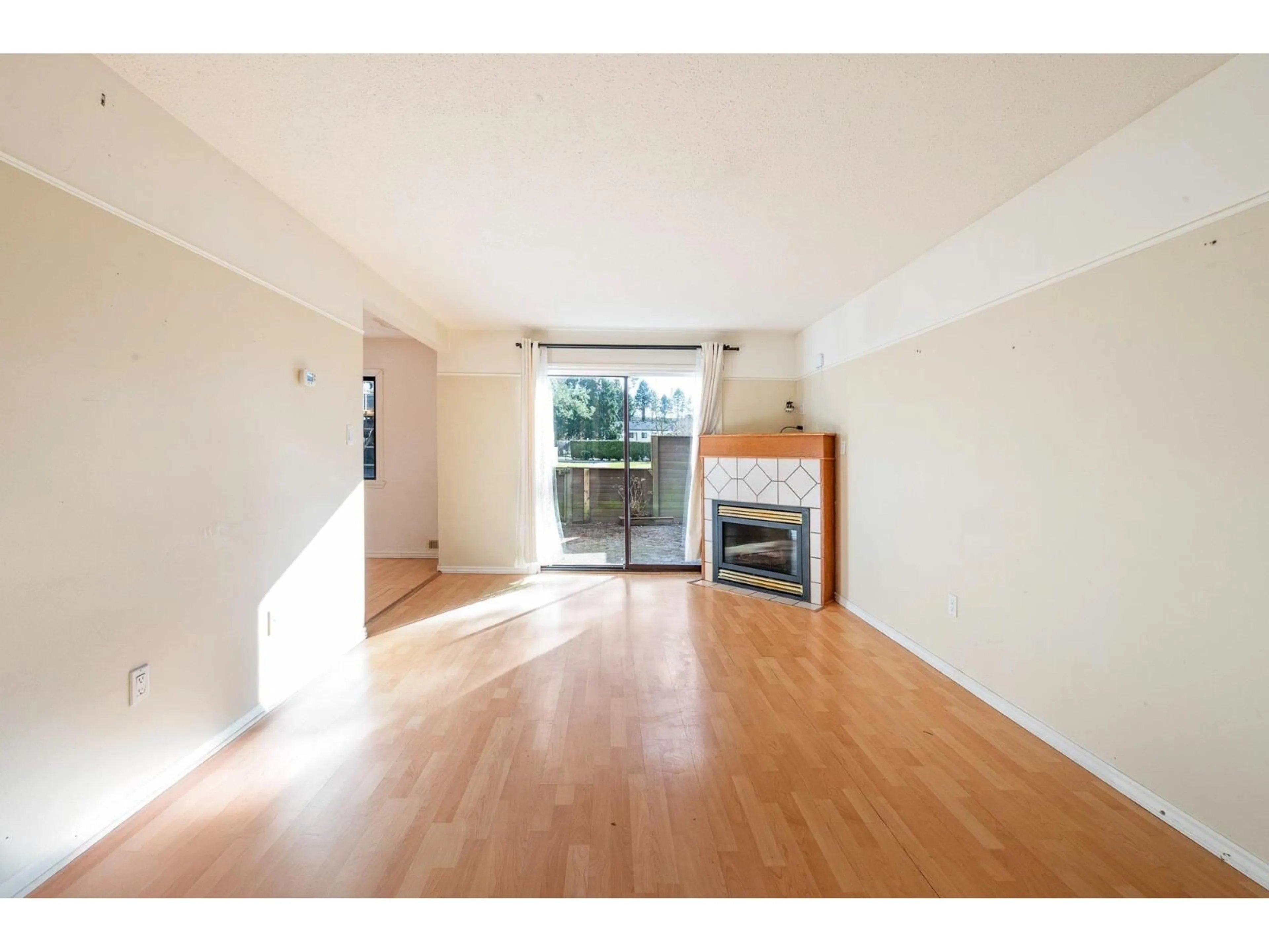 Unknown for 89 - 14135 104 AVENUE, Surrey British Columbia V3T1X6