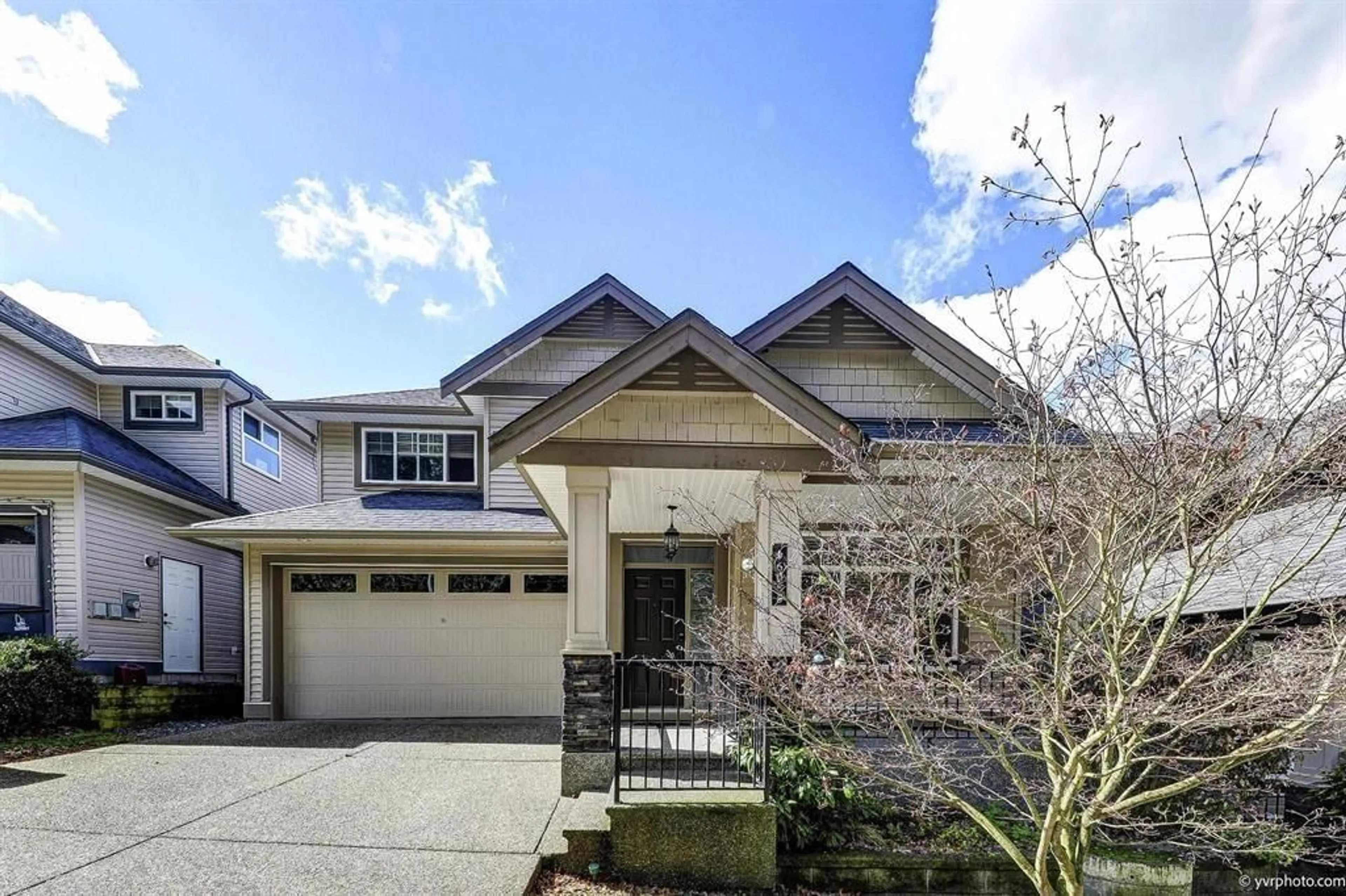 Home with brick exterior material, street for 6085 146 STREET, Surrey British Columbia V3S3A1