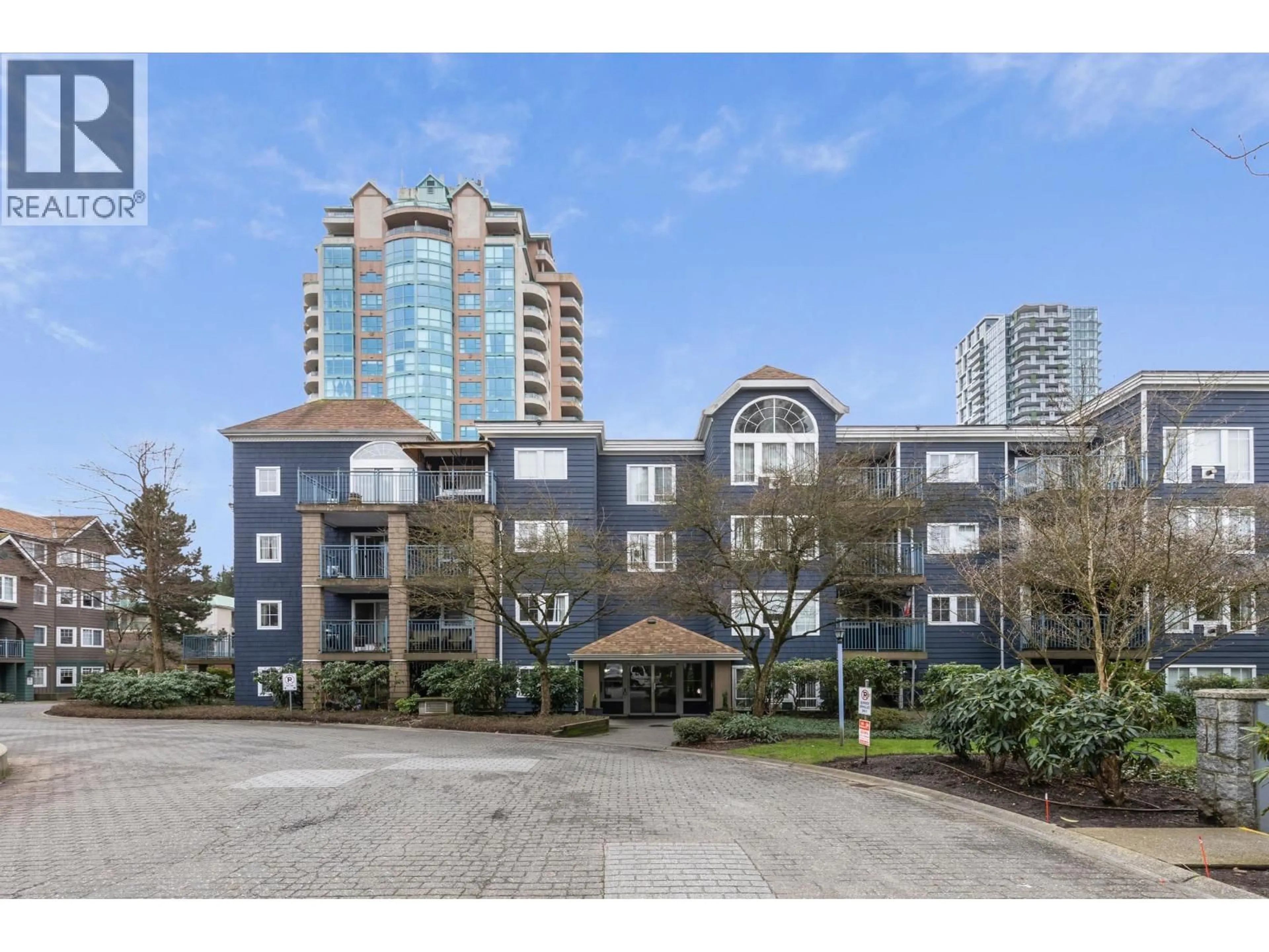 A pic from outside/outdoor area/front of a property/back of a property/a pic from drone, unknown for 304 - 3065 PRIMROSE LANE, Coquitlam British Columbia V3B7P7