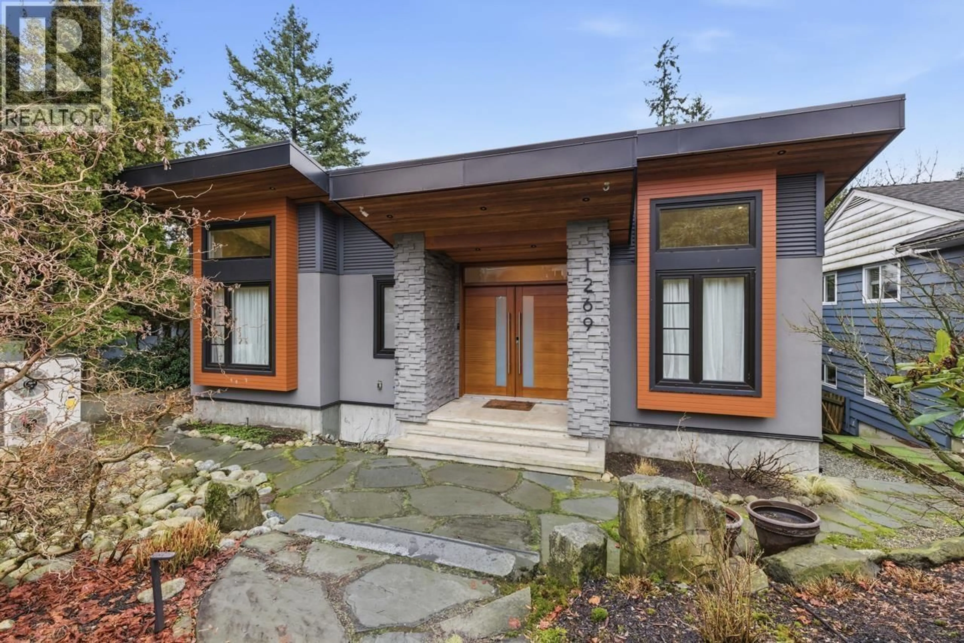 Unknown for 1269 CLOVERLEY STREET, North Vancouver British Columbia V7L1N7