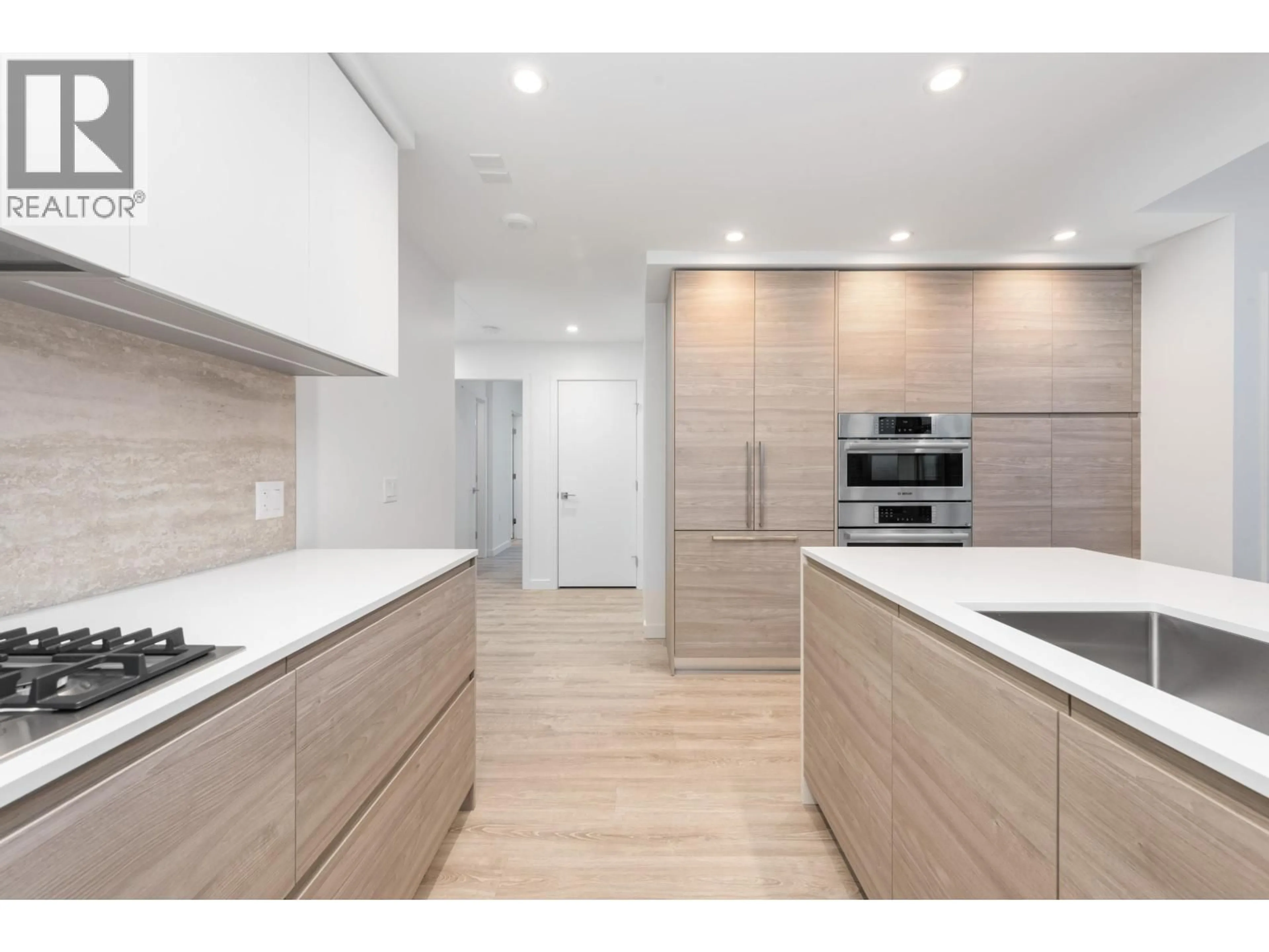 Open concept kitchen, wood/laminate floor for 1703 - 660 QUAYSIDE DRIVE, New Westminster British Columbia V3M0P1