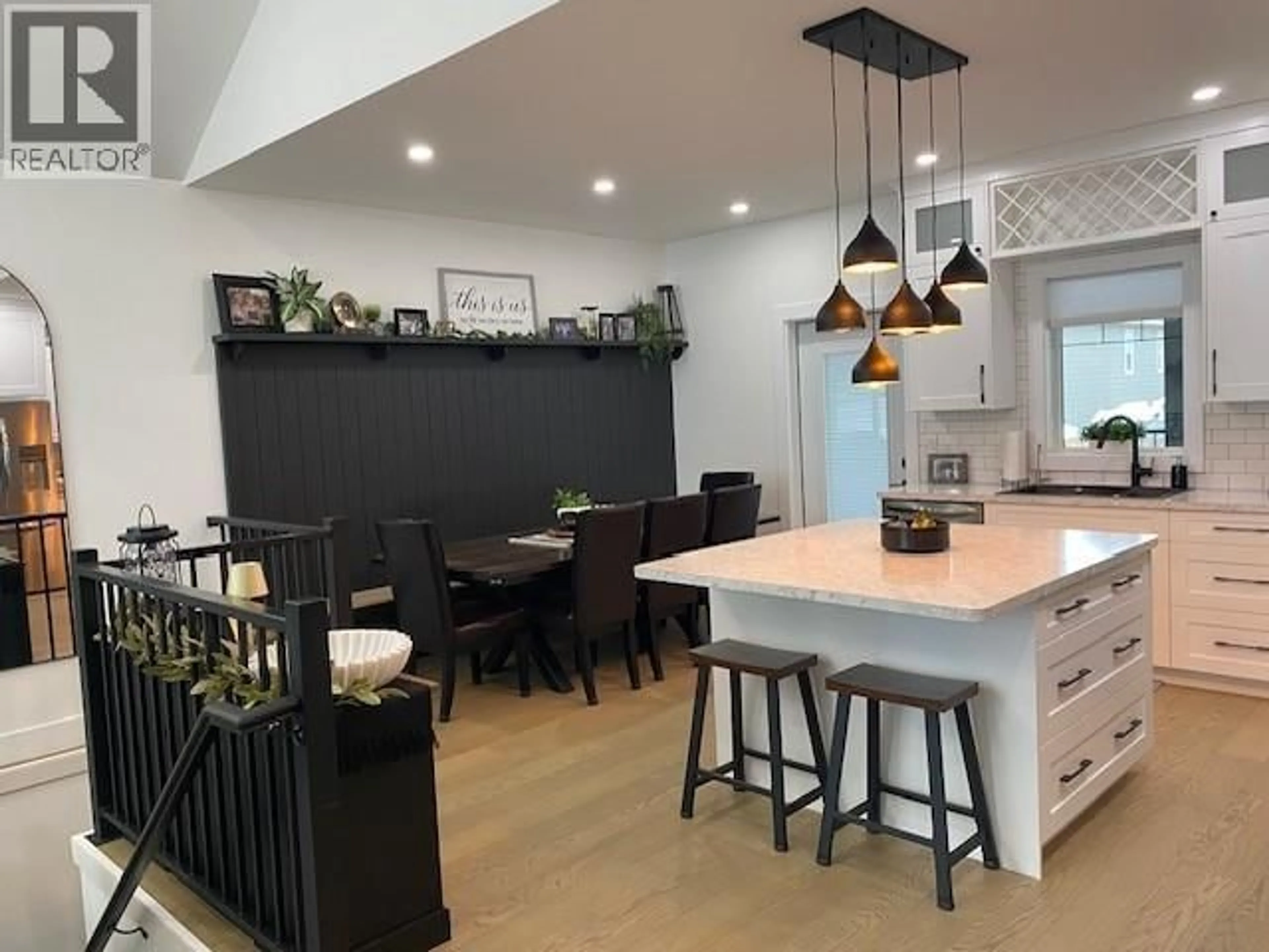Open concept kitchen, unknown for 11212 114 AVENUE, Fort St. John British Columbia V1J0R5