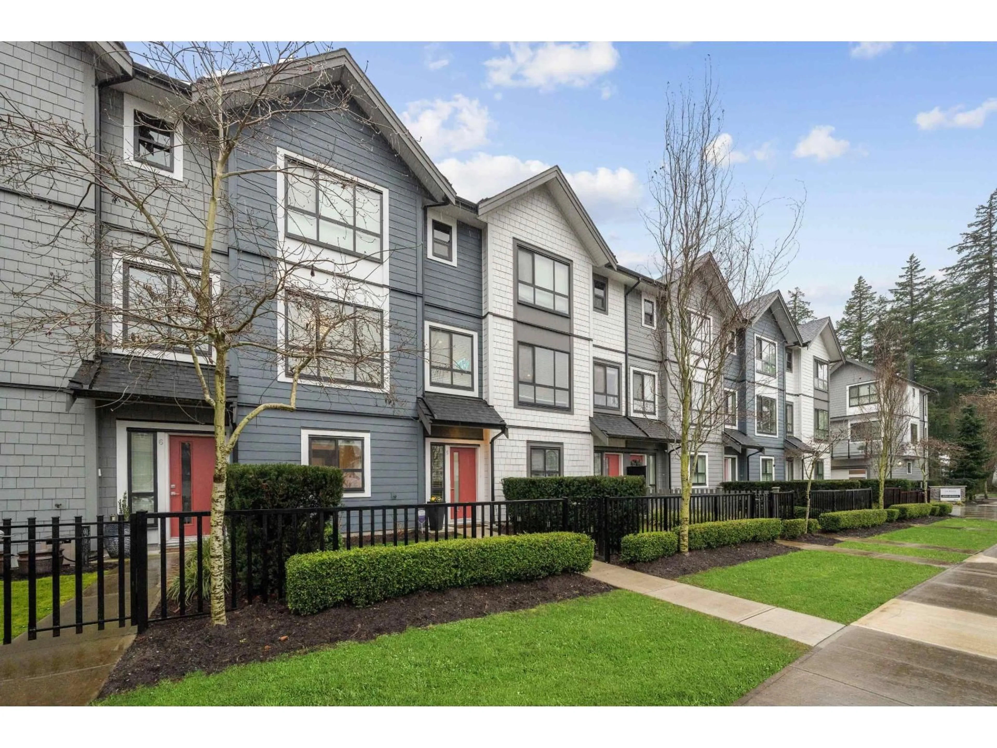 Unknown for 5 - 16760 25 AVENUE, Surrey British Columbia V3Z0W4