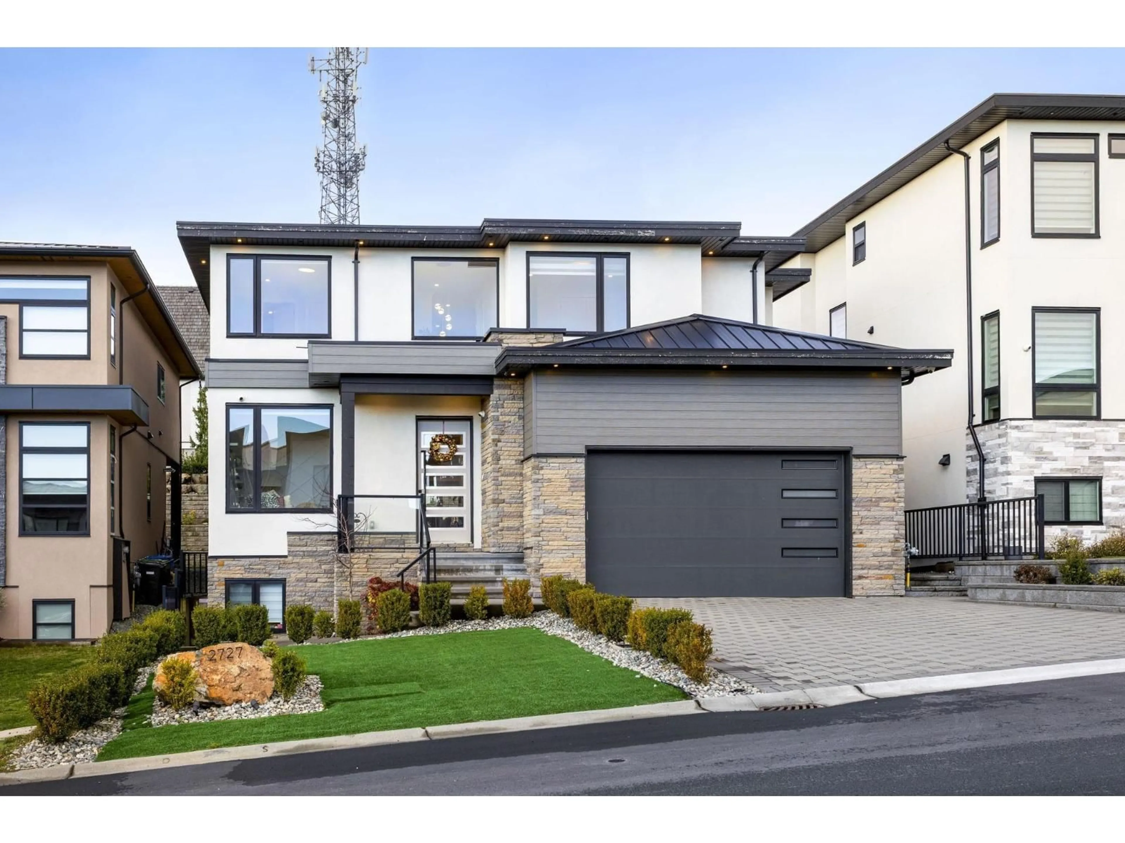 Home with brick exterior material, street for 2727 MONTANA PLACE, Abbotsford British Columbia V3G0G8