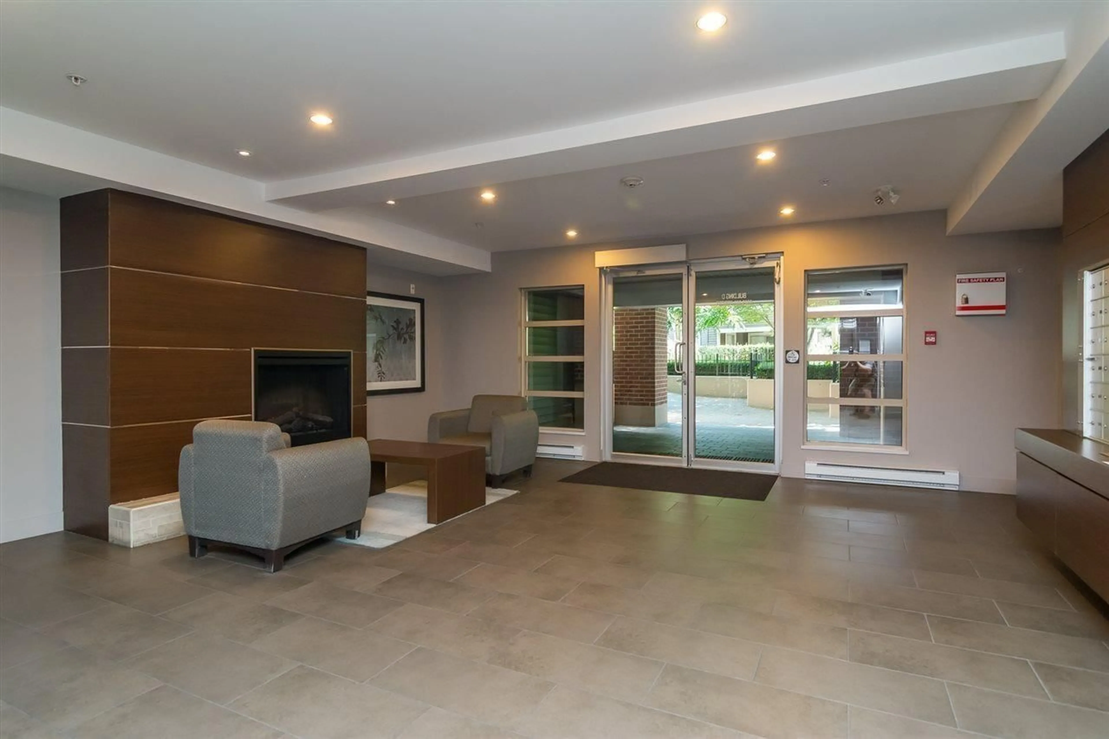 Lobby for D303 - 8929 202 STREET, Langley British Columbia V1M0B4