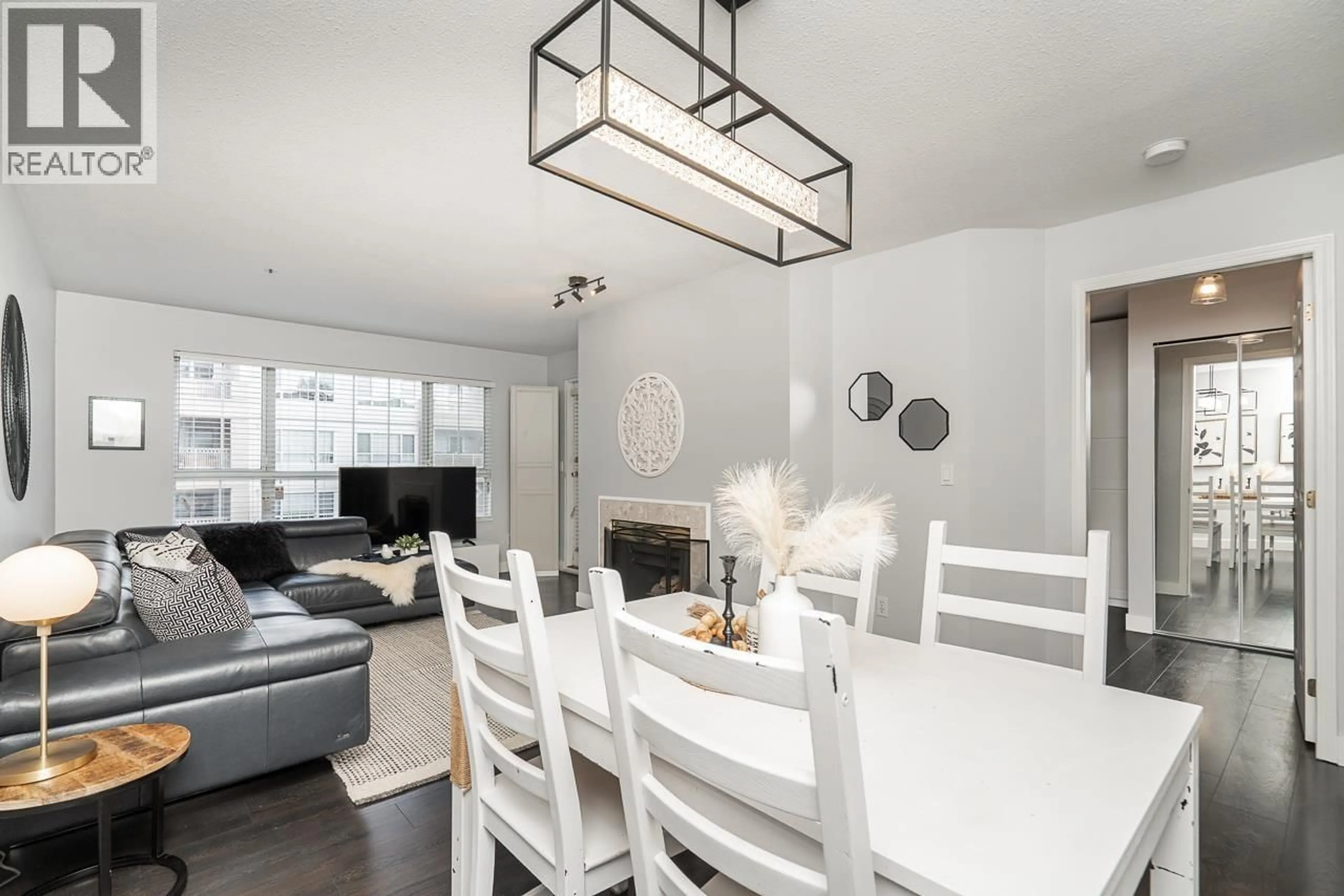 Unknown for 303 - 2960 PRINCESS CRESCENT, Coquitlam British Columbia V3B7P2