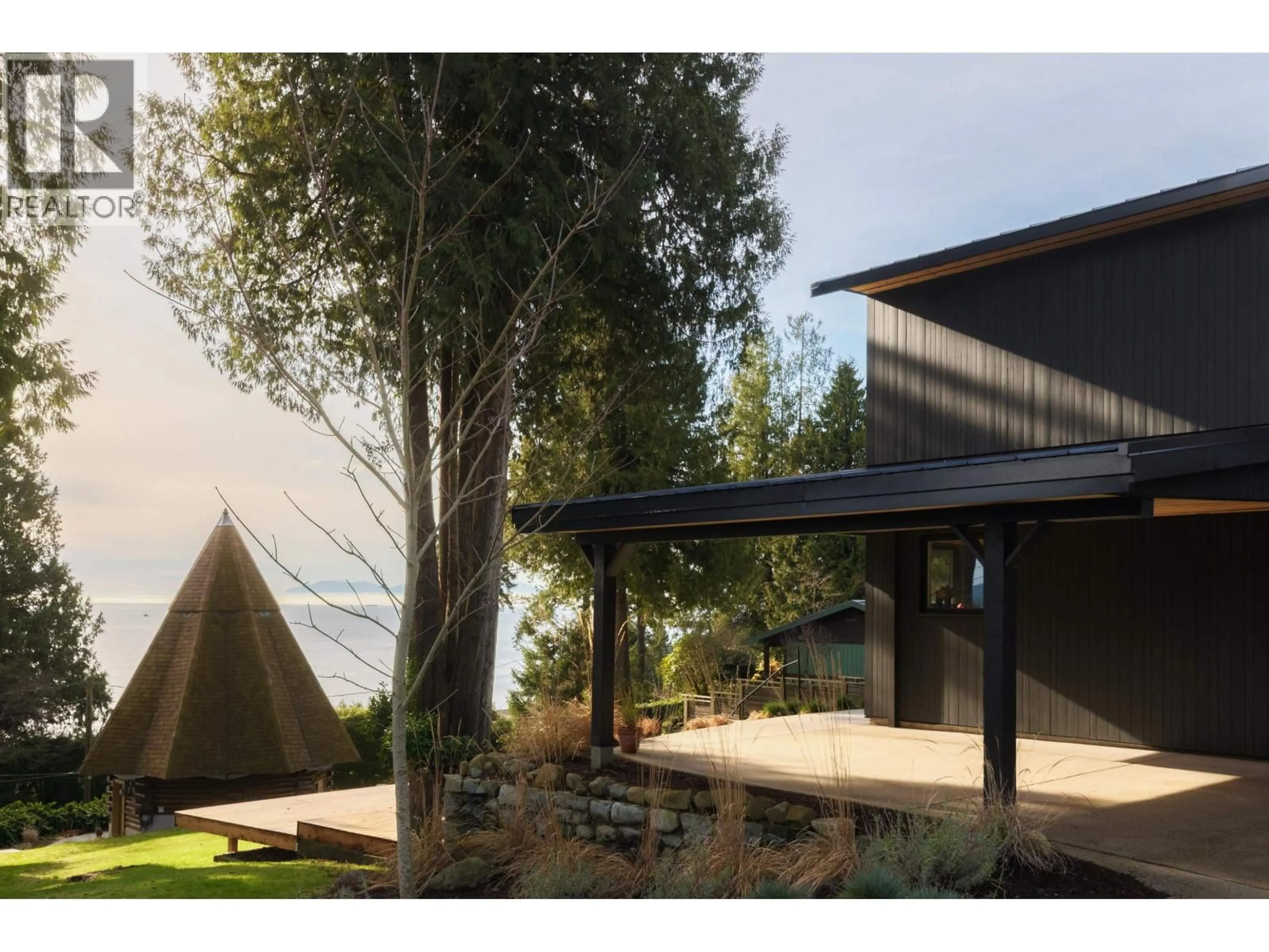 Unknown for 107 MAHAN ROAD, Gibsons British Columbia V0N1V3