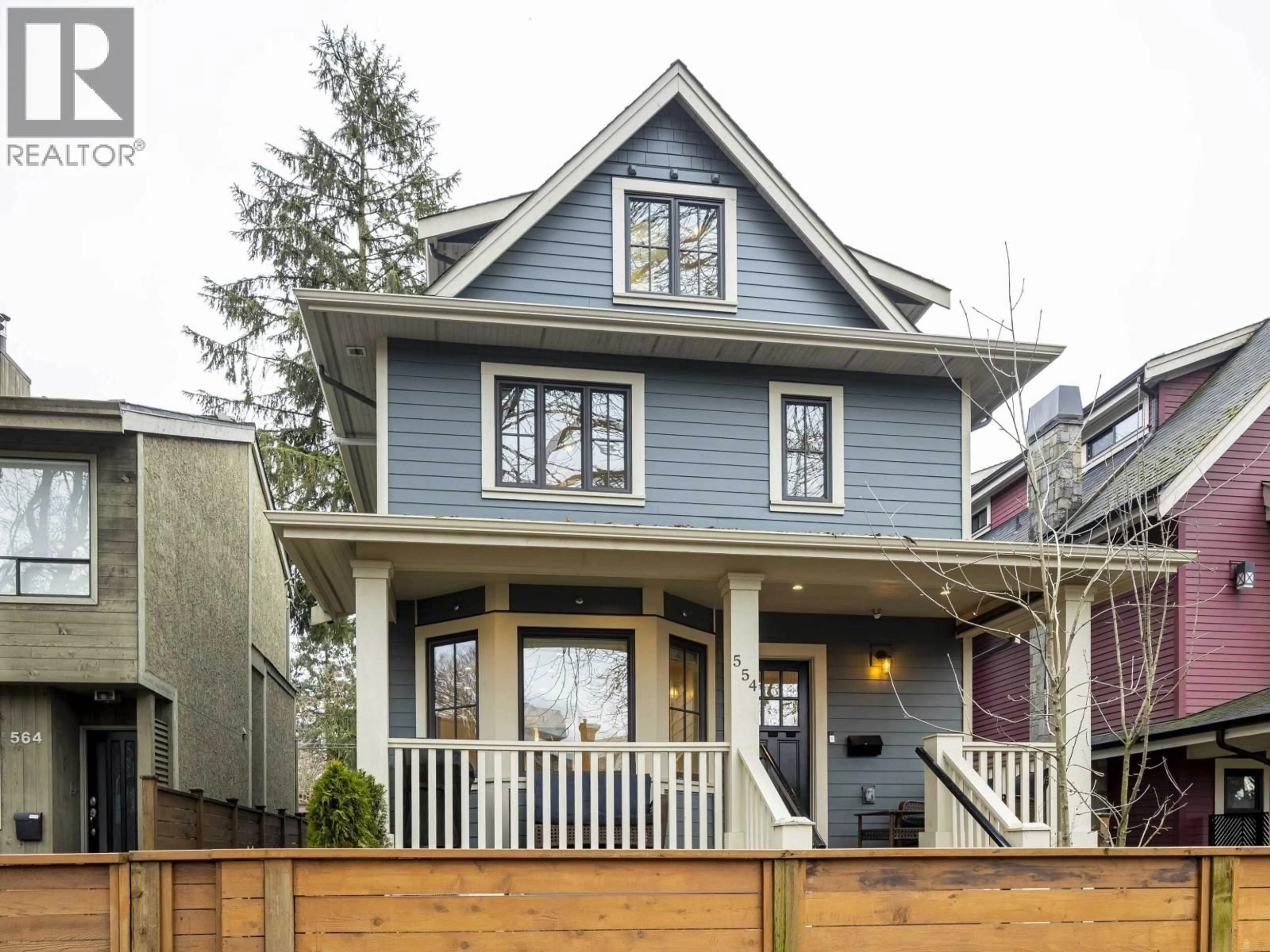 Home with vinyl exterior material, street for 554 10TH AVENUE, Vancouver British Columbia V5T2A4