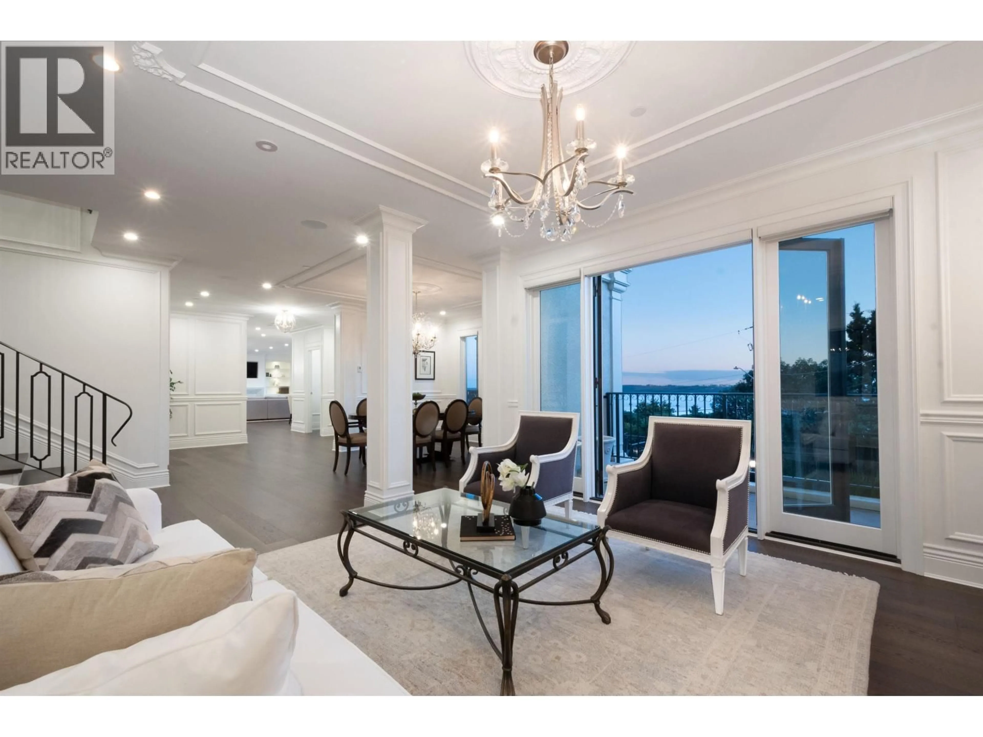 Living room with furniture, unknown for 4135 BURKEHILL PLACE, West Vancouver British Columbia V7V3M8