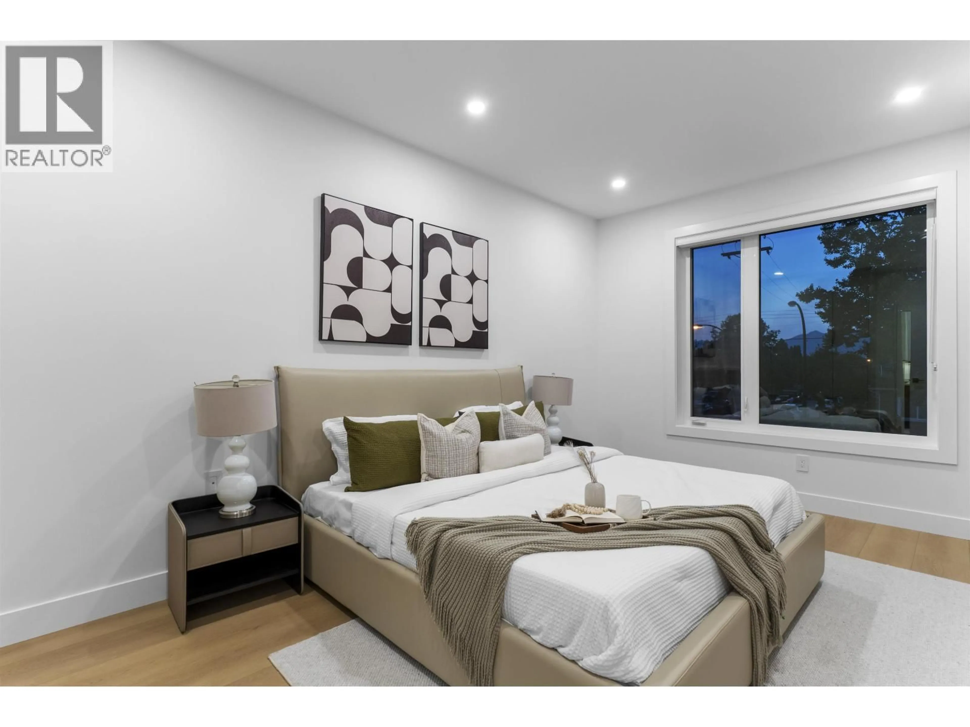 Bedroom with bed, unknown for 1 - 2386 45TH AVENUE, Vancouver British Columbia V5R1K3