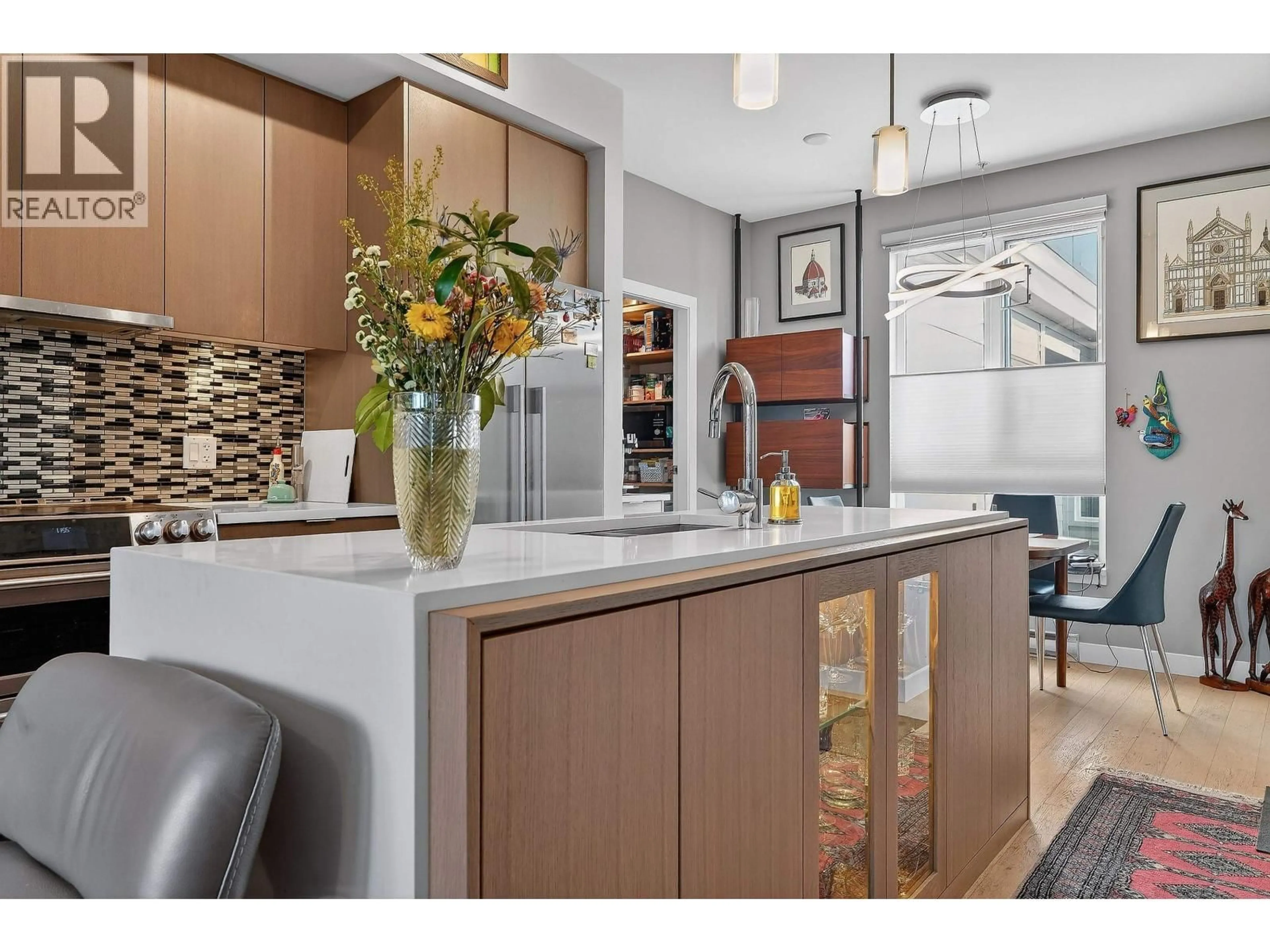 Open concept kitchen, unknown for PH7 - 5555 DUNBAR STREET, Vancouver British Columbia V6N1W5