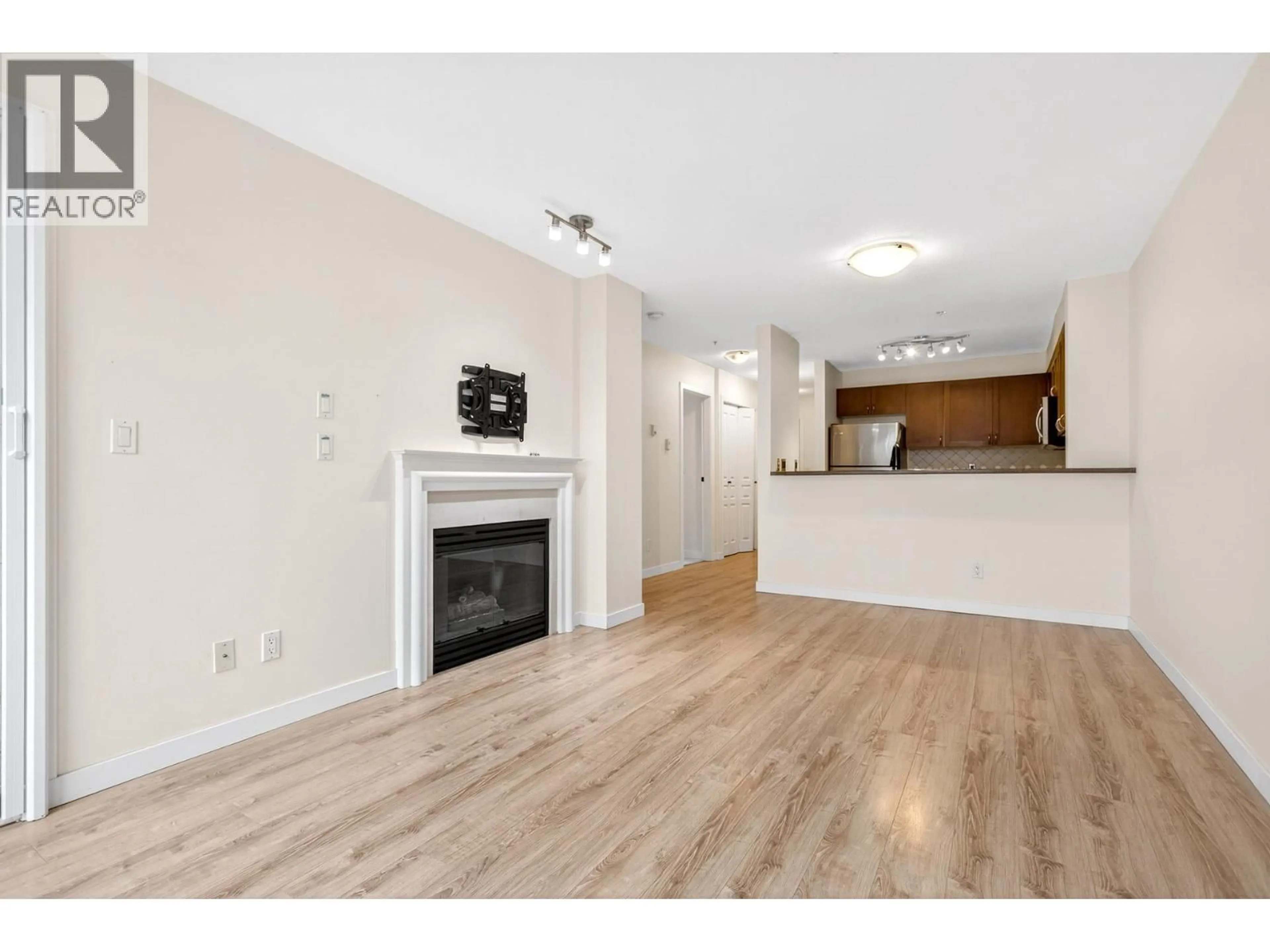 A pic of a room for 216 - 5800 ANDREWS ROAD, Richmond British Columbia V7E6M2