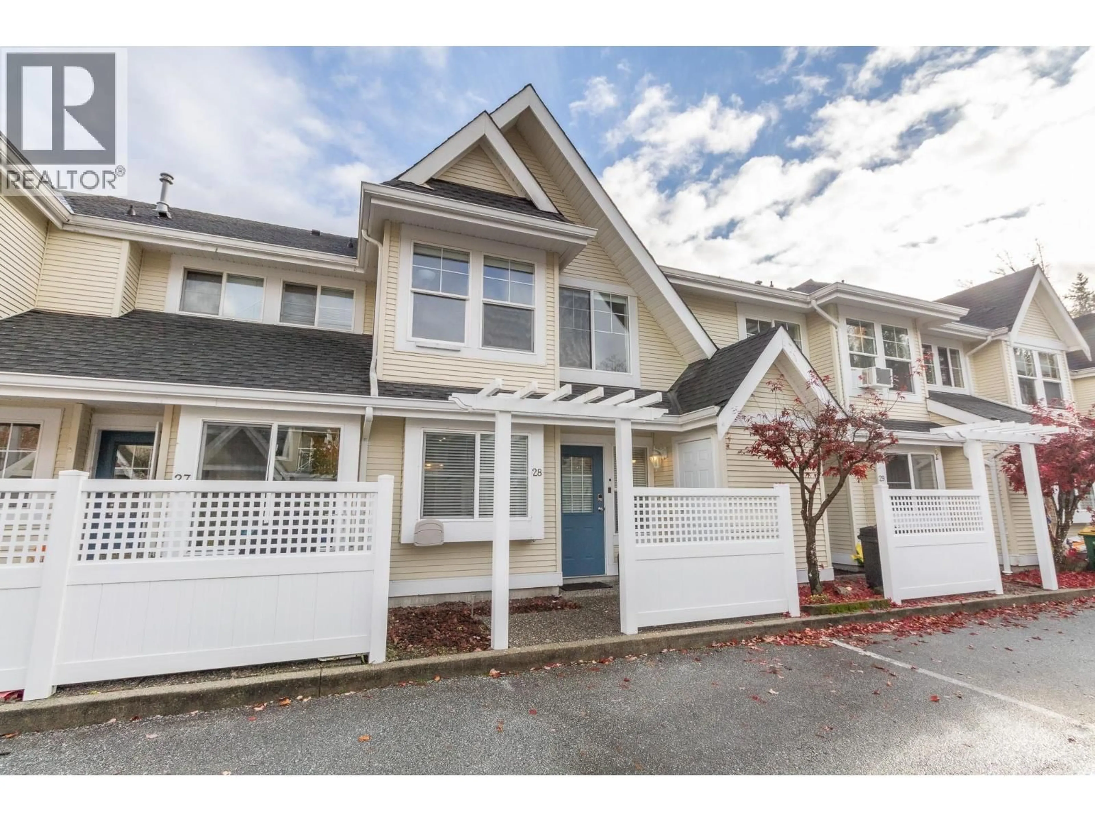 Home with vinyl exterior material, street for 28 - 23560 119 AVENUE, Maple Ridge British Columbia V4R2P5