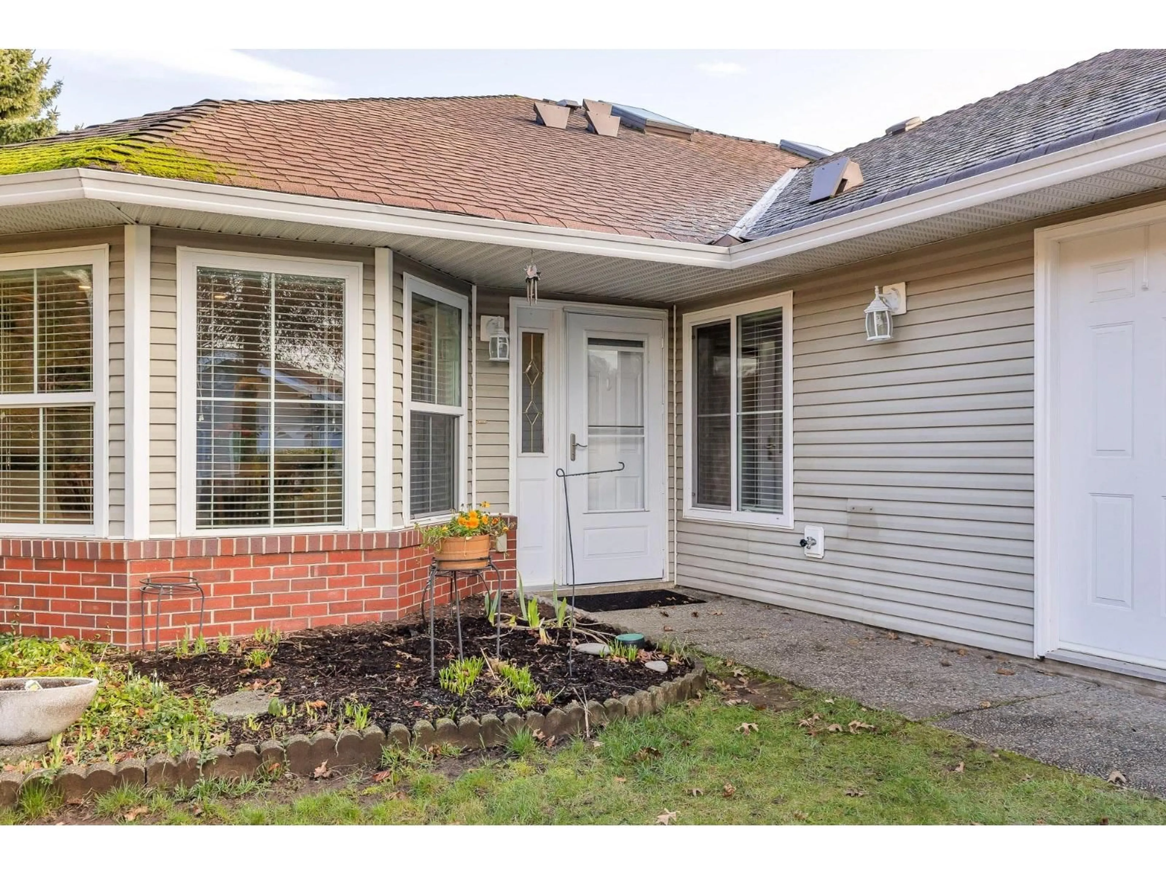 Unknown for 17 - 2006 WINFIELD DRIVE, Abbotsford British Columbia V3G1K4