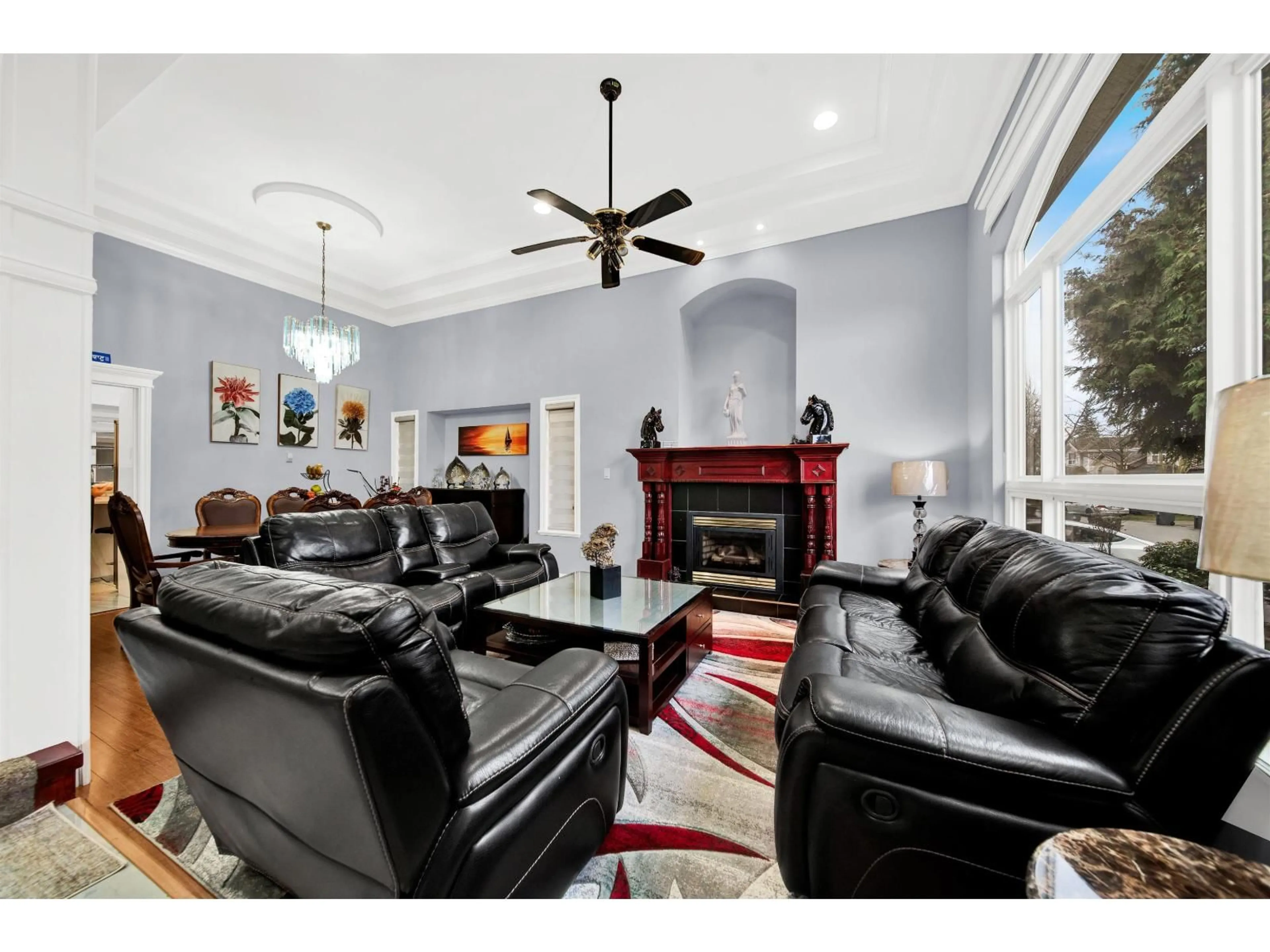 Living room with furniture, unknown for 6332 125A STREET, Surrey British Columbia V3X3N1