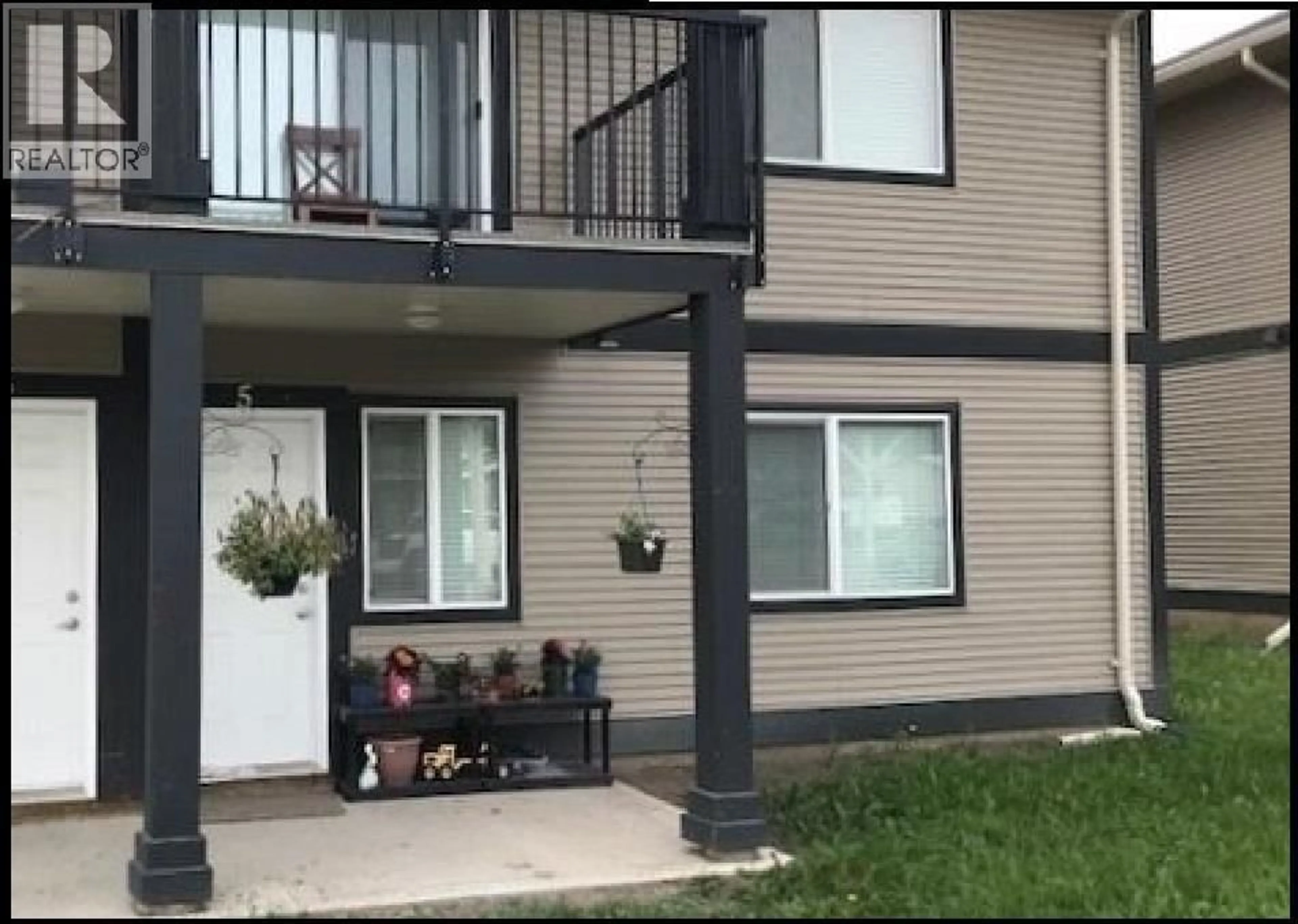 Patio, unknown for 5 - 9707 99 AVENUE, Taylor British Columbia V0C2K0