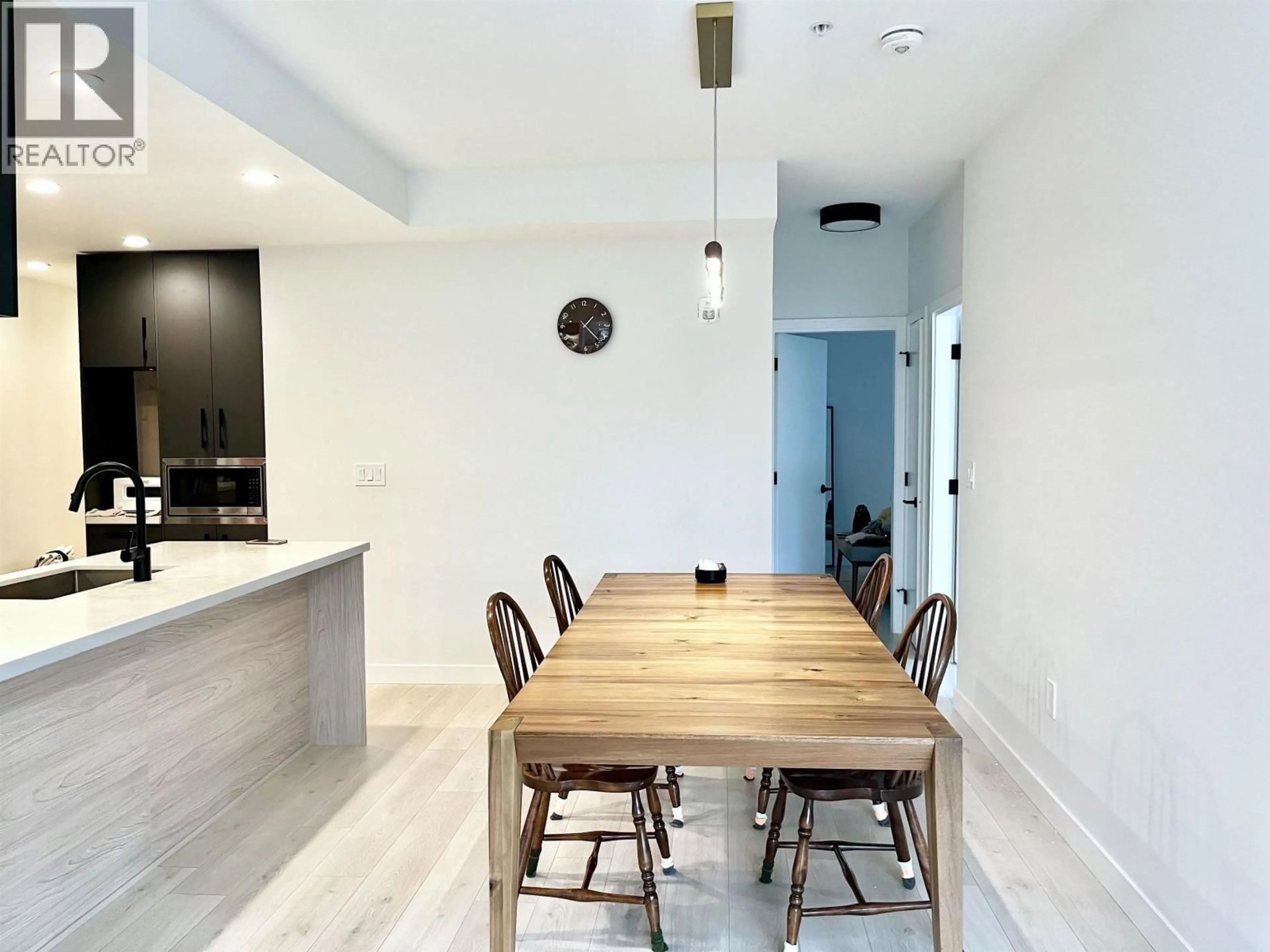 Unknown for 213 - 3018 ST GEORGE STREET, Port Moody British Columbia V3H0L4