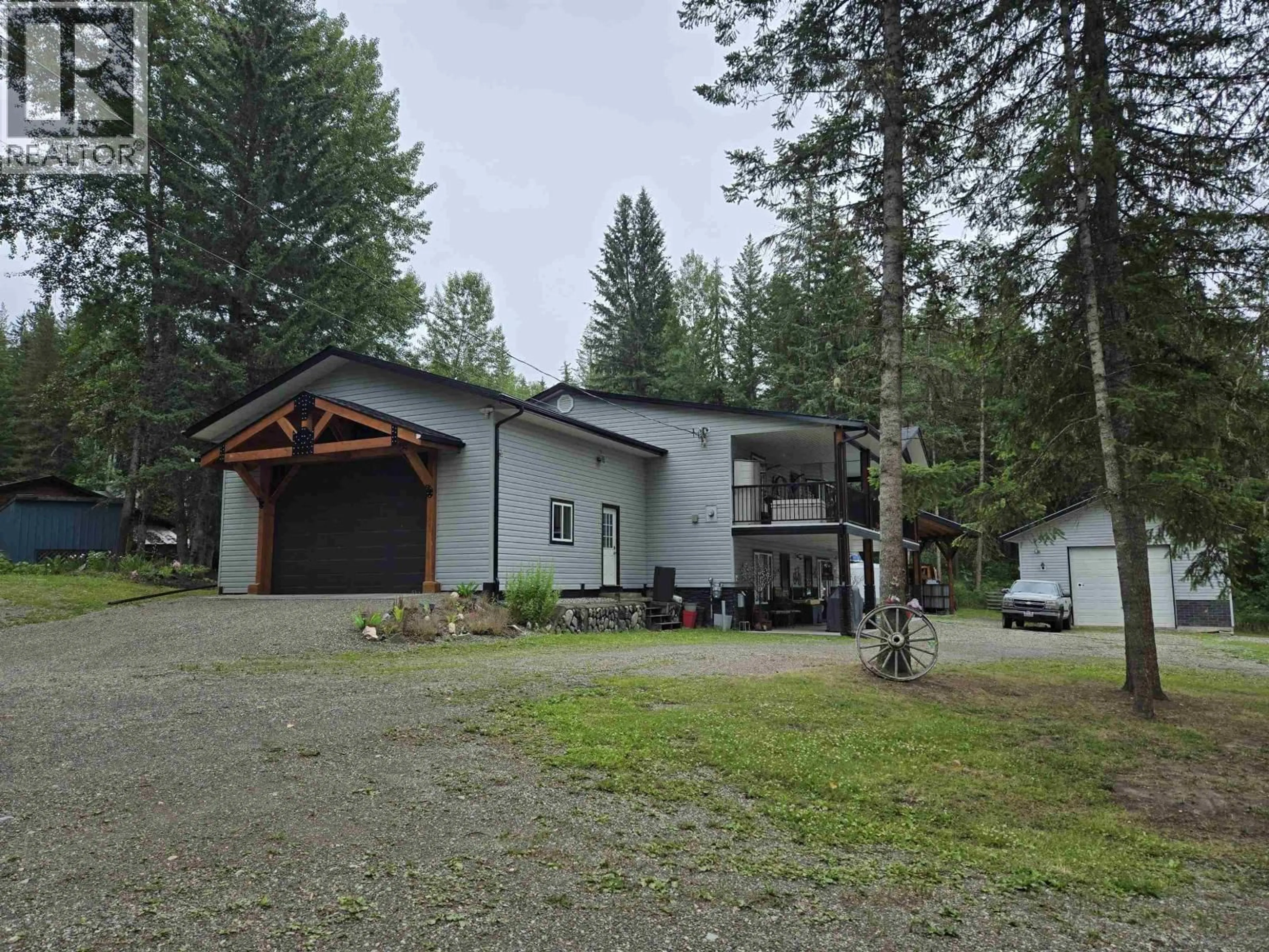 A pic from outside/outdoor area/front of a property/back of a property/a pic from drone, unknown for 3479 LOLOFF ROAD, Quesnel British Columbia V2J6E5