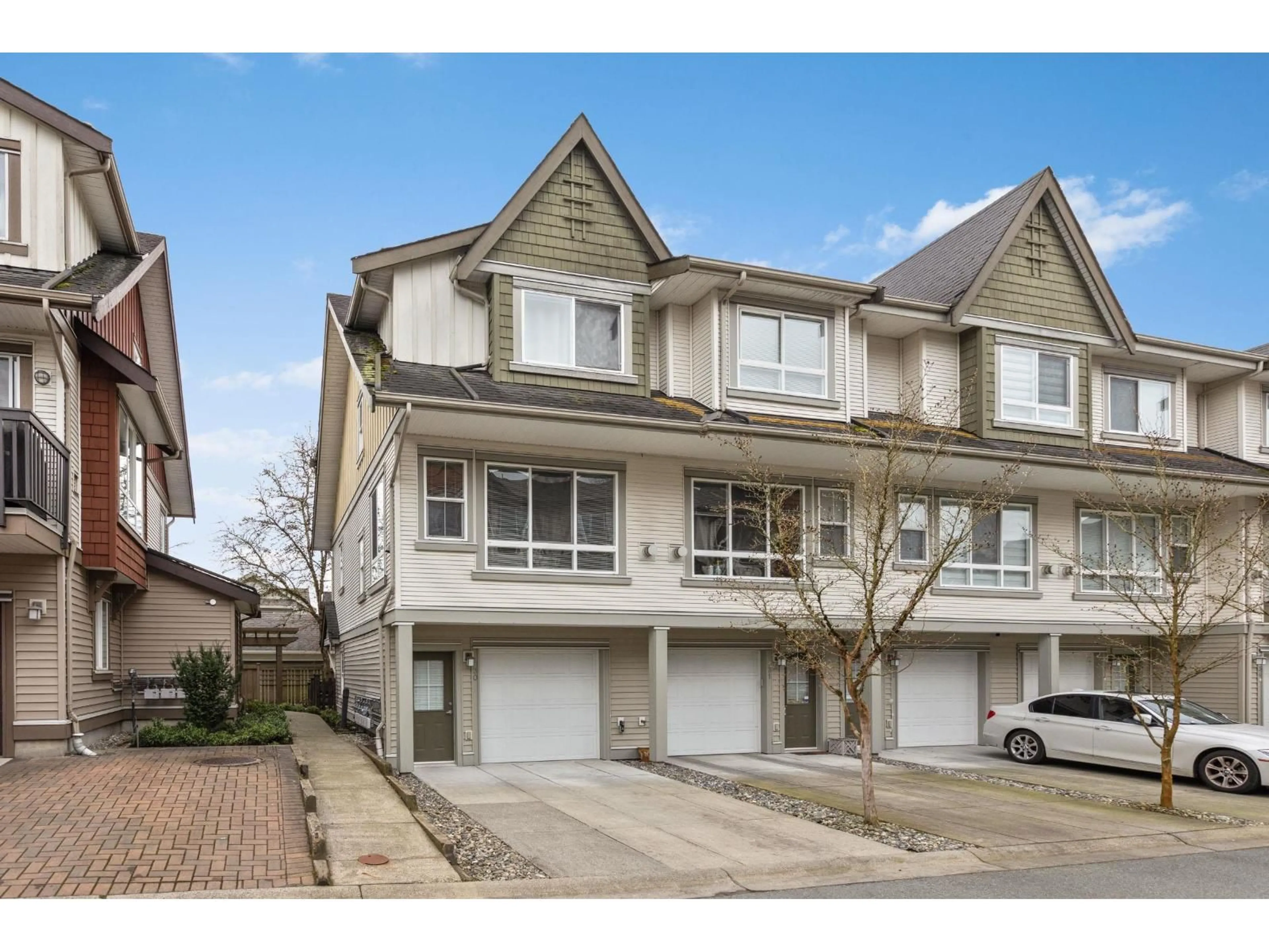 Unknown for 30 - 7155 189 STREET, Surrey British Columbia V4N5S8