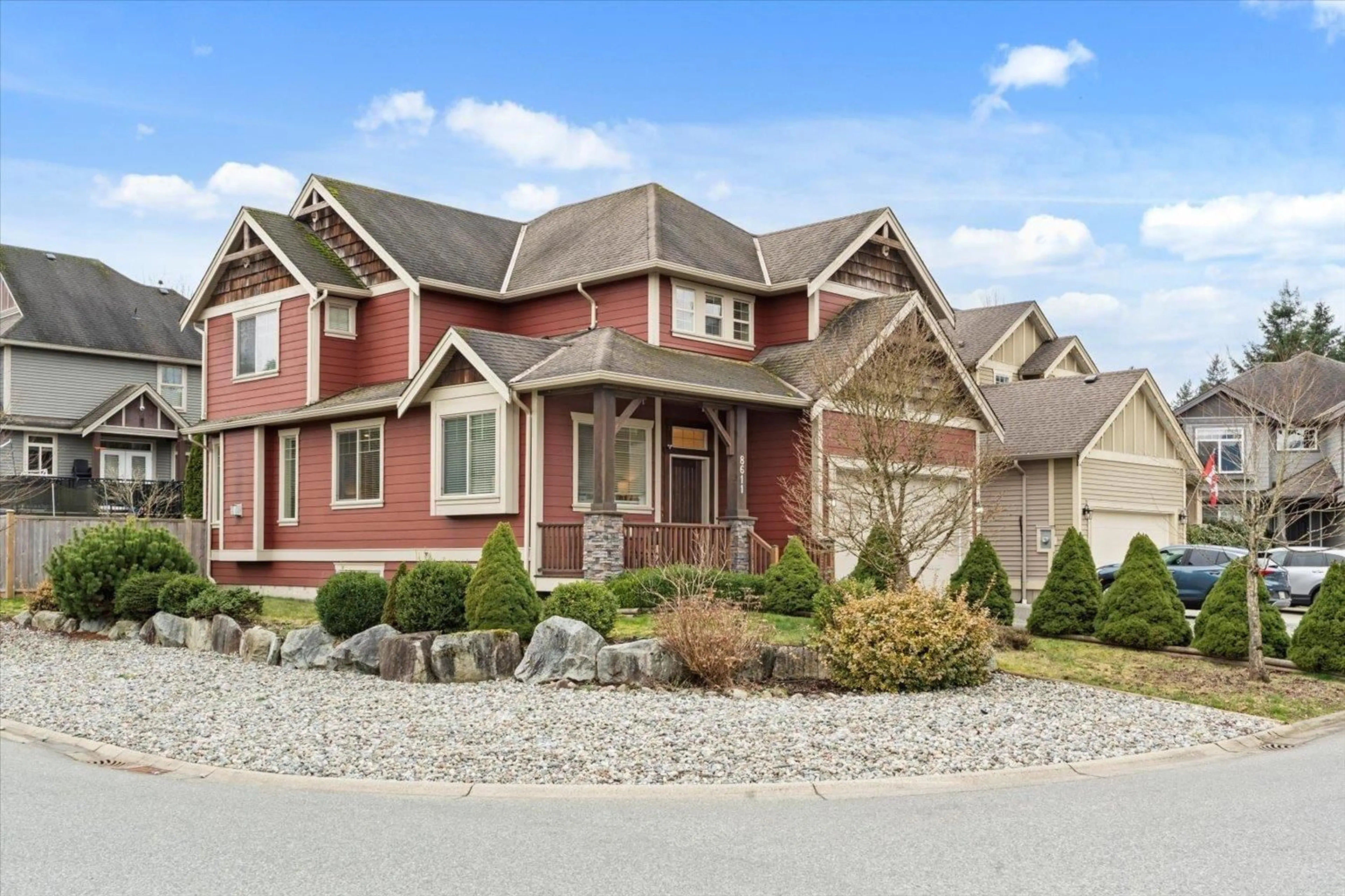 Home with vinyl exterior material, street for 8611 ASHMORE PLACE, Mission British Columbia V4S0A9