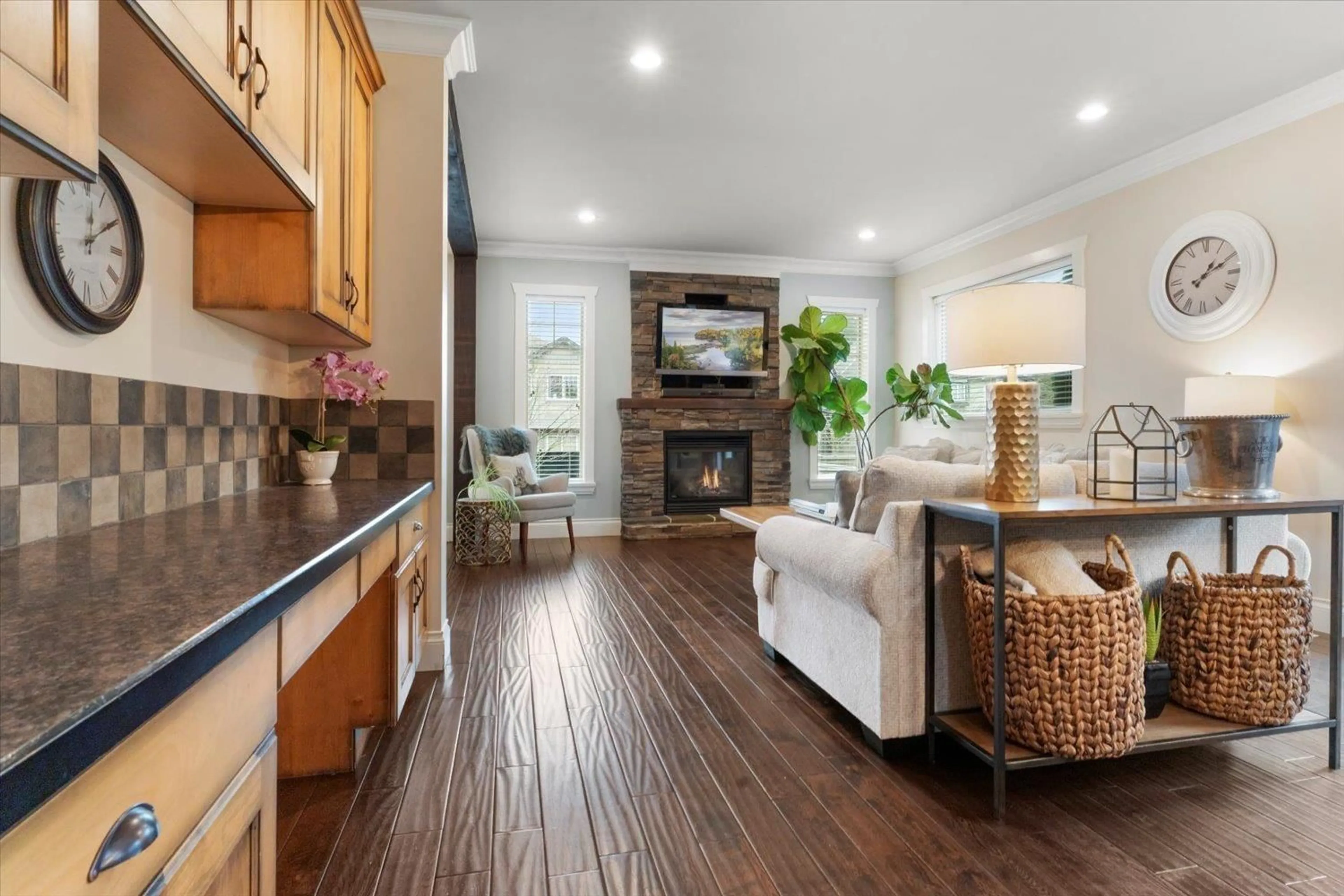 Open concept kitchen, unknown for 8611 ASHMORE PLACE, Mission British Columbia V4S0A9