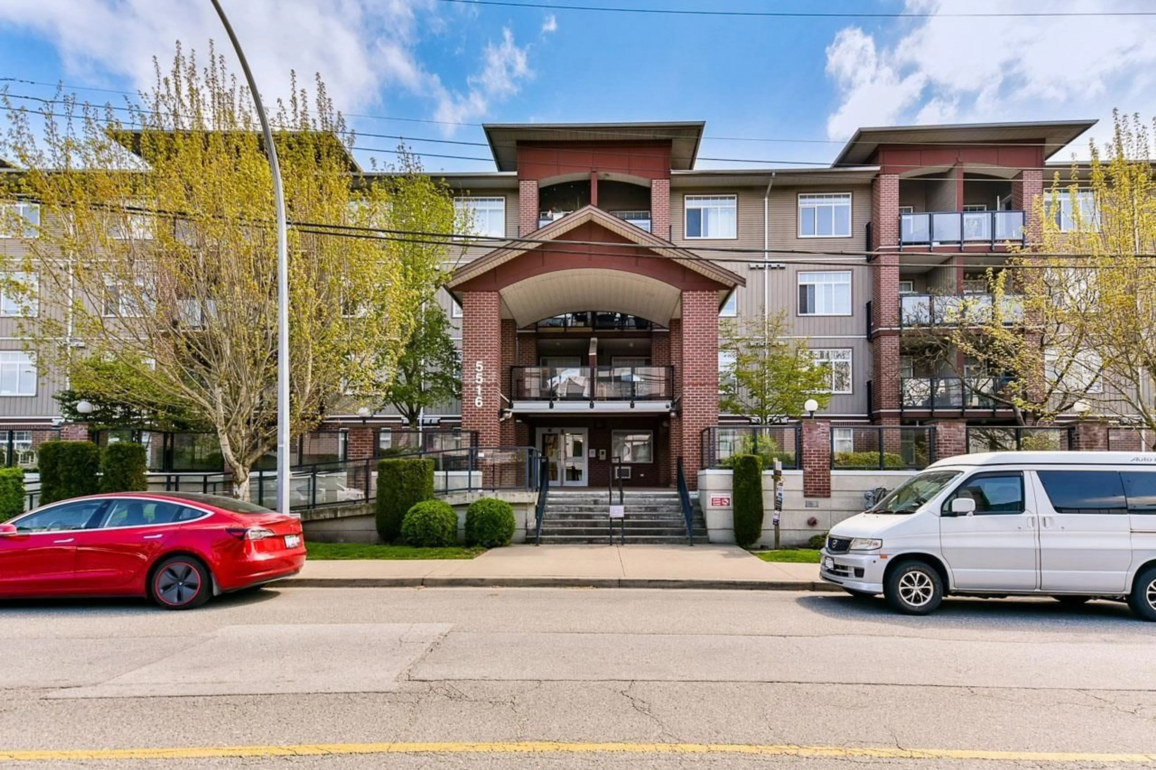 Unknown for 219 - 5516 198 STREET, Langley British Columbia V3A0A6