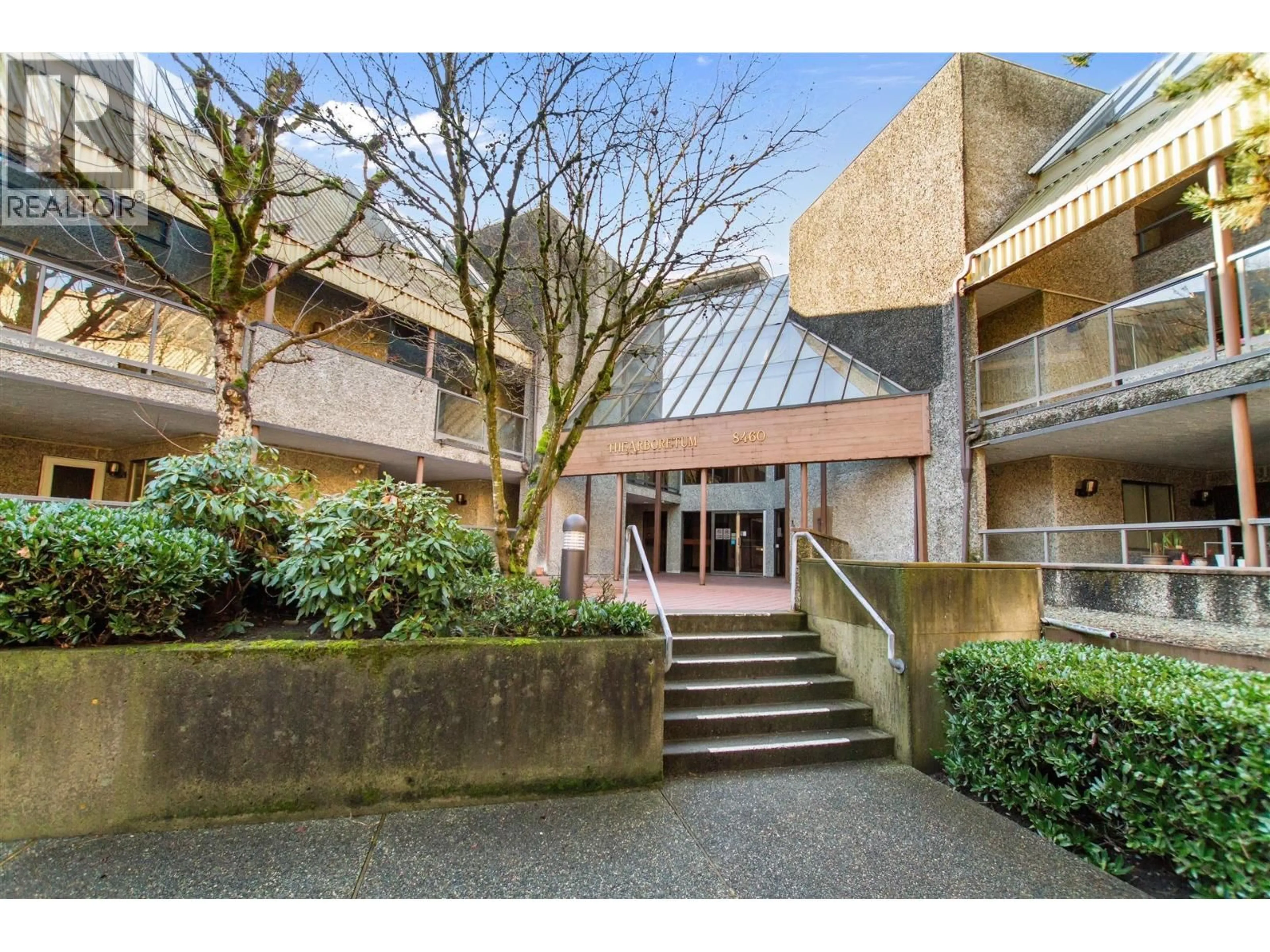 Indoor foyer for 219 - 8460 ACKROYD ROAD, Richmond British Columbia V6X3E9