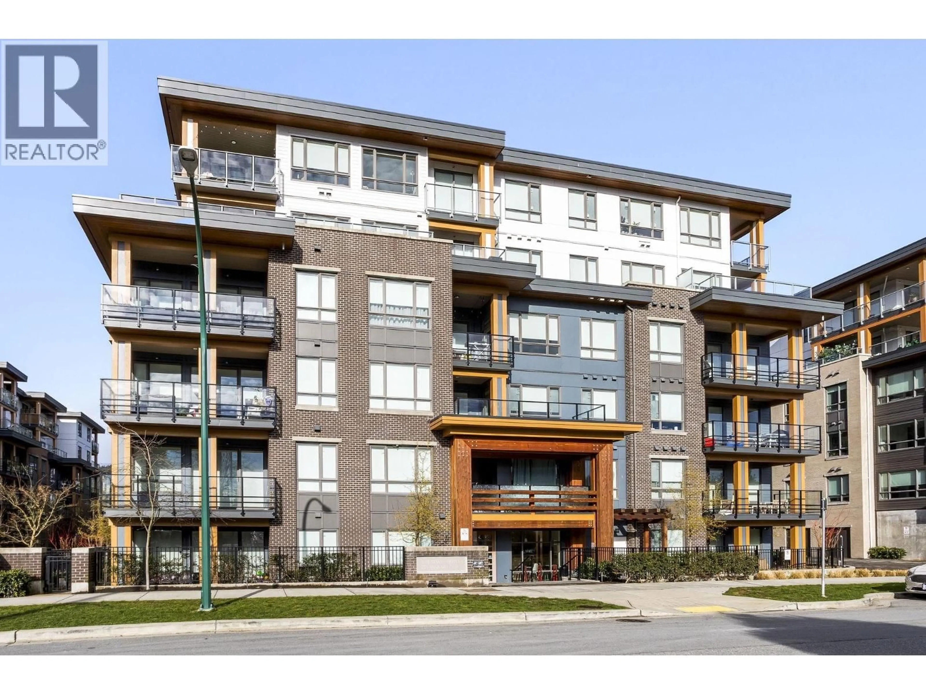 Patio, building for 612 - 735 ANSKAR COURT, Coquitlam British Columbia V3J0L7